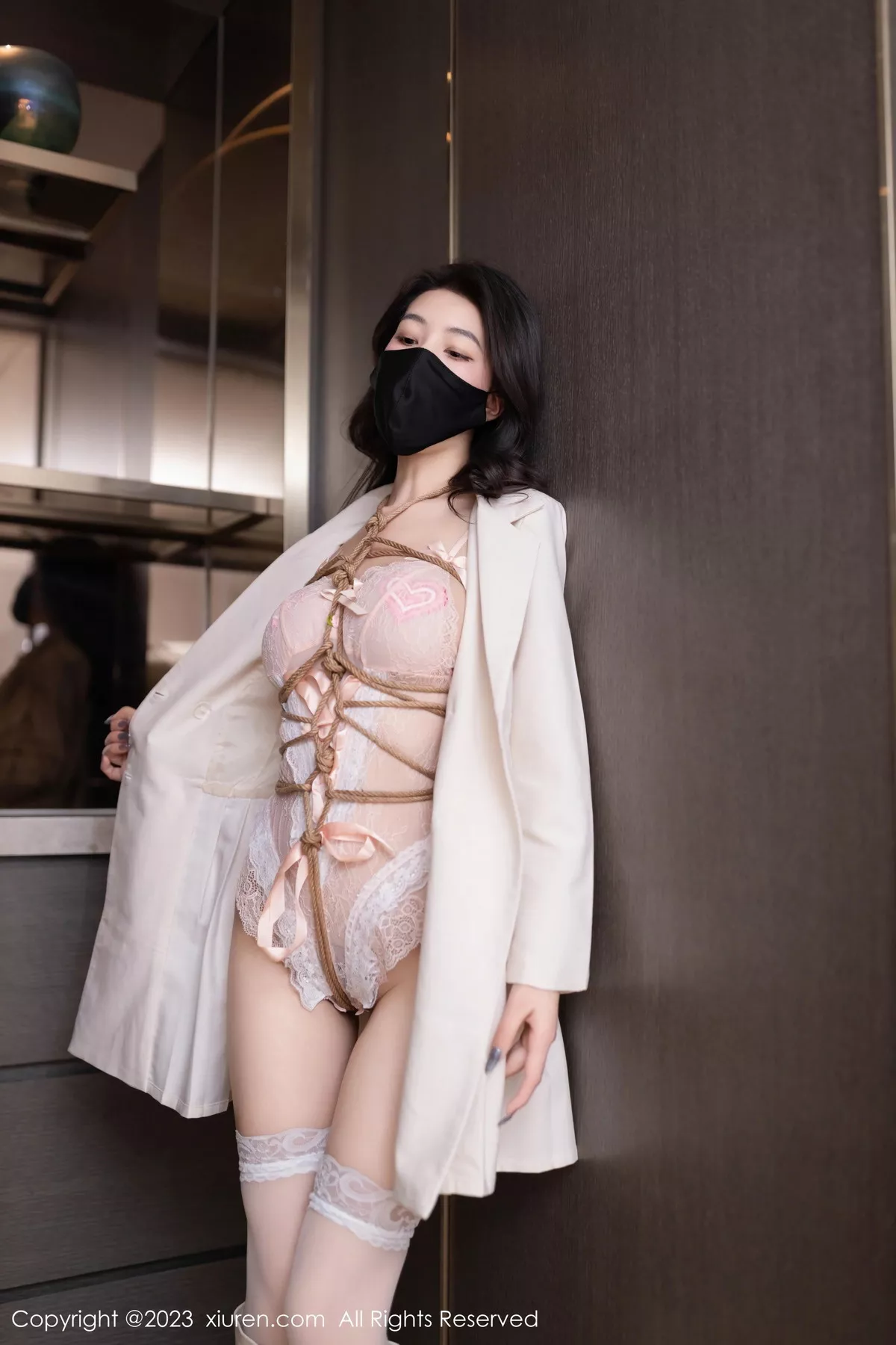 秀人集.com_[XiuRen秀人网]No.7769_模特熊小诺性感粉色蕾丝连体内衣情趣捆绑秀惹火身材诱惑写真84P