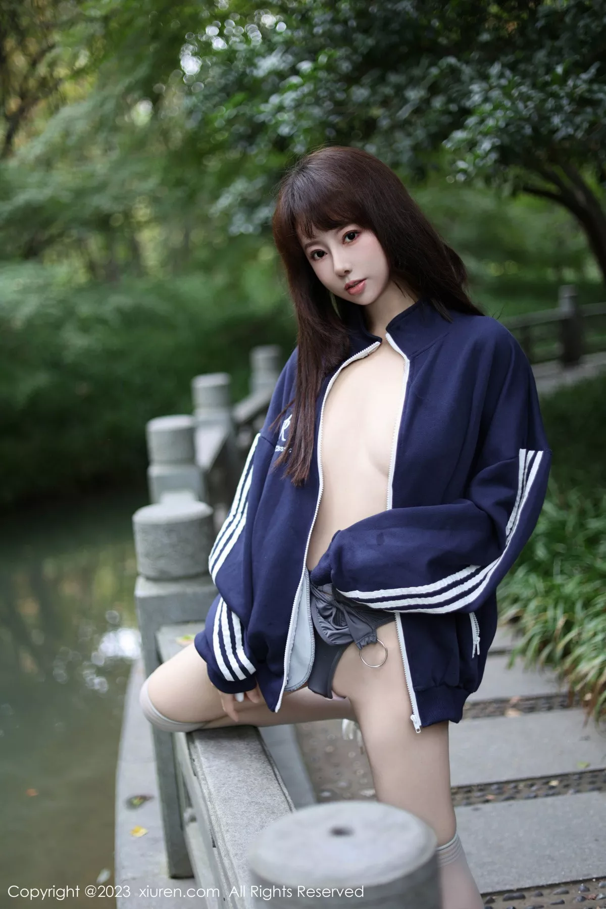 秀人集.com_[XiuRen秀人网]No.7784_模特韩系学妹性感蓝色休闲服饰露灰色轻透连体内衣迷人诱惑写真69P