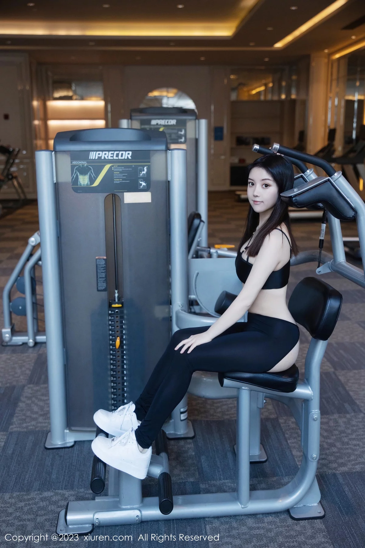 秀人集.com_[XiuRen秀人网]No.7819_模特合集女神豆瓣酱健身所场景性感瑜伽服饰秀完美身材诱惑写真71P