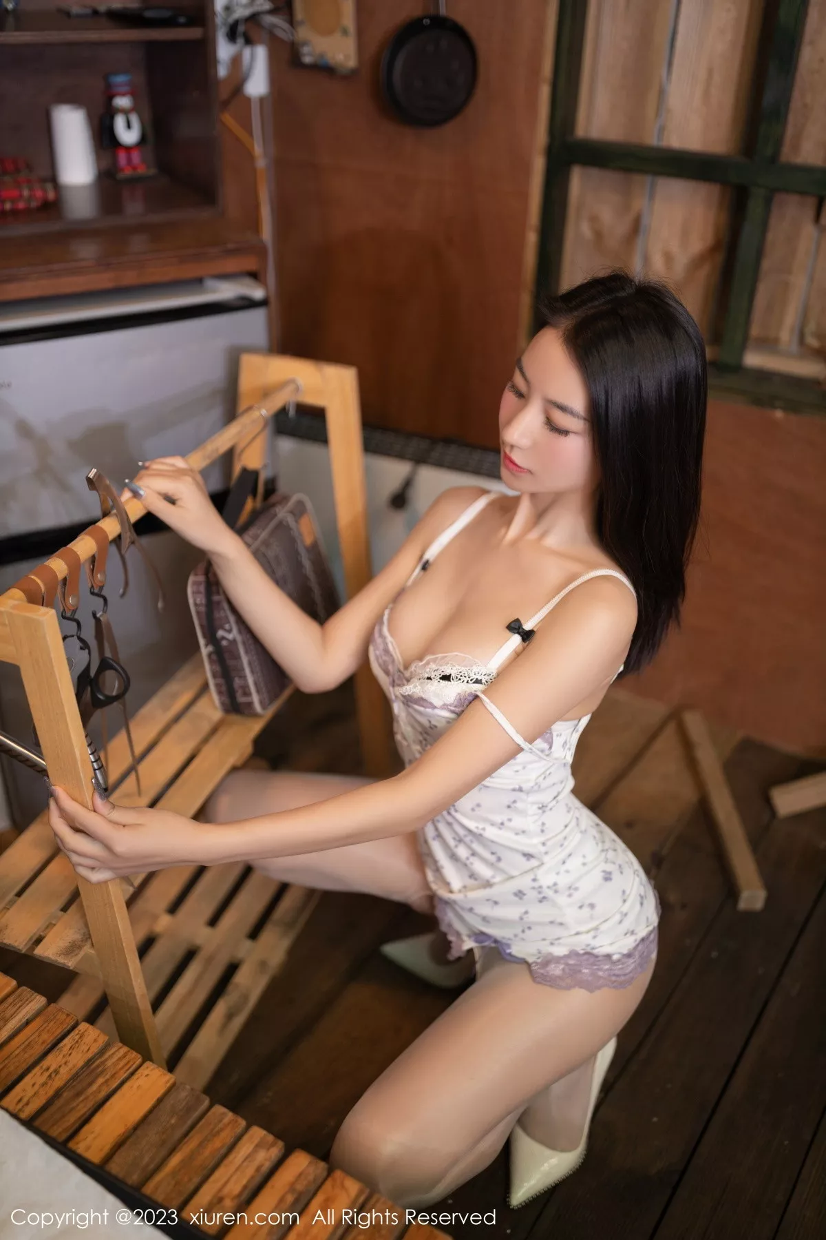 秀人集.com_[XiuRen秀人网]No.7694_模特熊小诺性感白色图案吊带短裙露白色内衣秀曼妙身姿诱惑写真76P