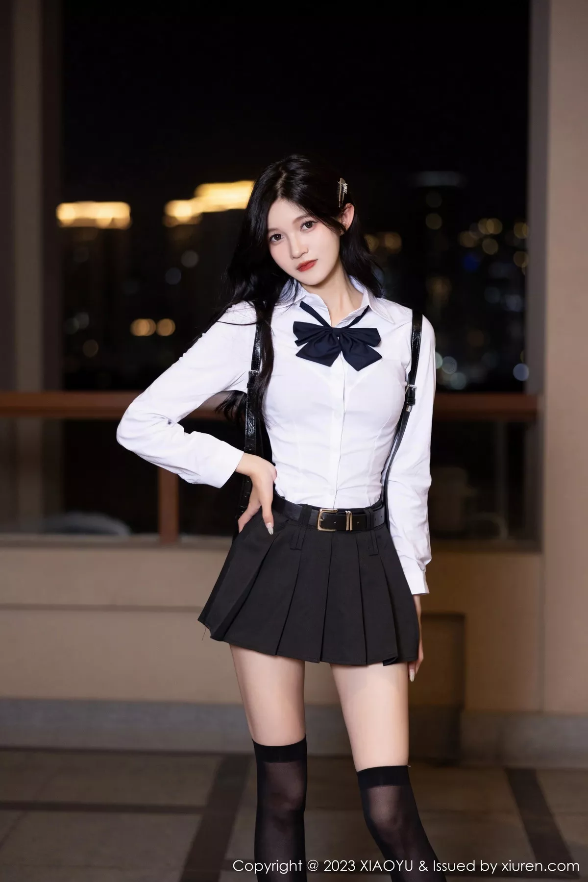 秀人集.com_[XiaoYu画语界]Vol.1150_模特程程程性感白T配黑短裙露黑色蕾丝内衣秀曼妙身姿诱惑写真85P