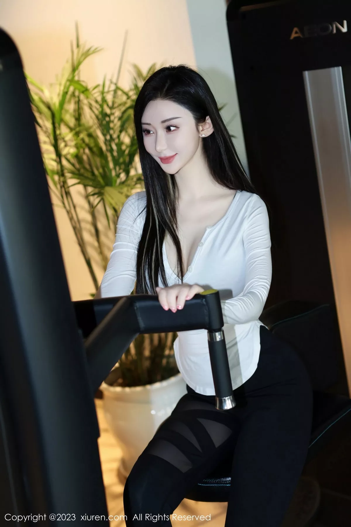 秀人集.com_[XiuRen秀人网]No.7705_模特田兮白脱白色上衣露性感黑色比基尼服饰秀完美身材诱惑写真89P