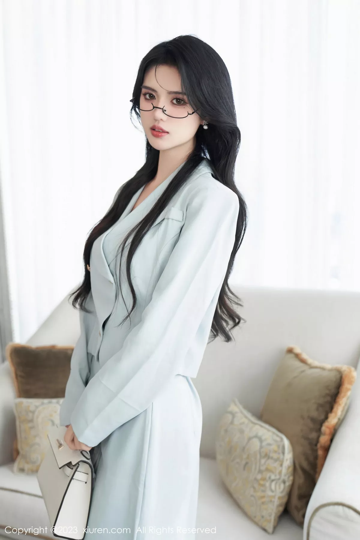 秀人集.com_[XiuRen秀人网]No.7708_模特浅浅Danny性感浅色服饰露紫色蕾丝内衣秀曼妙身姿诱惑写真74P