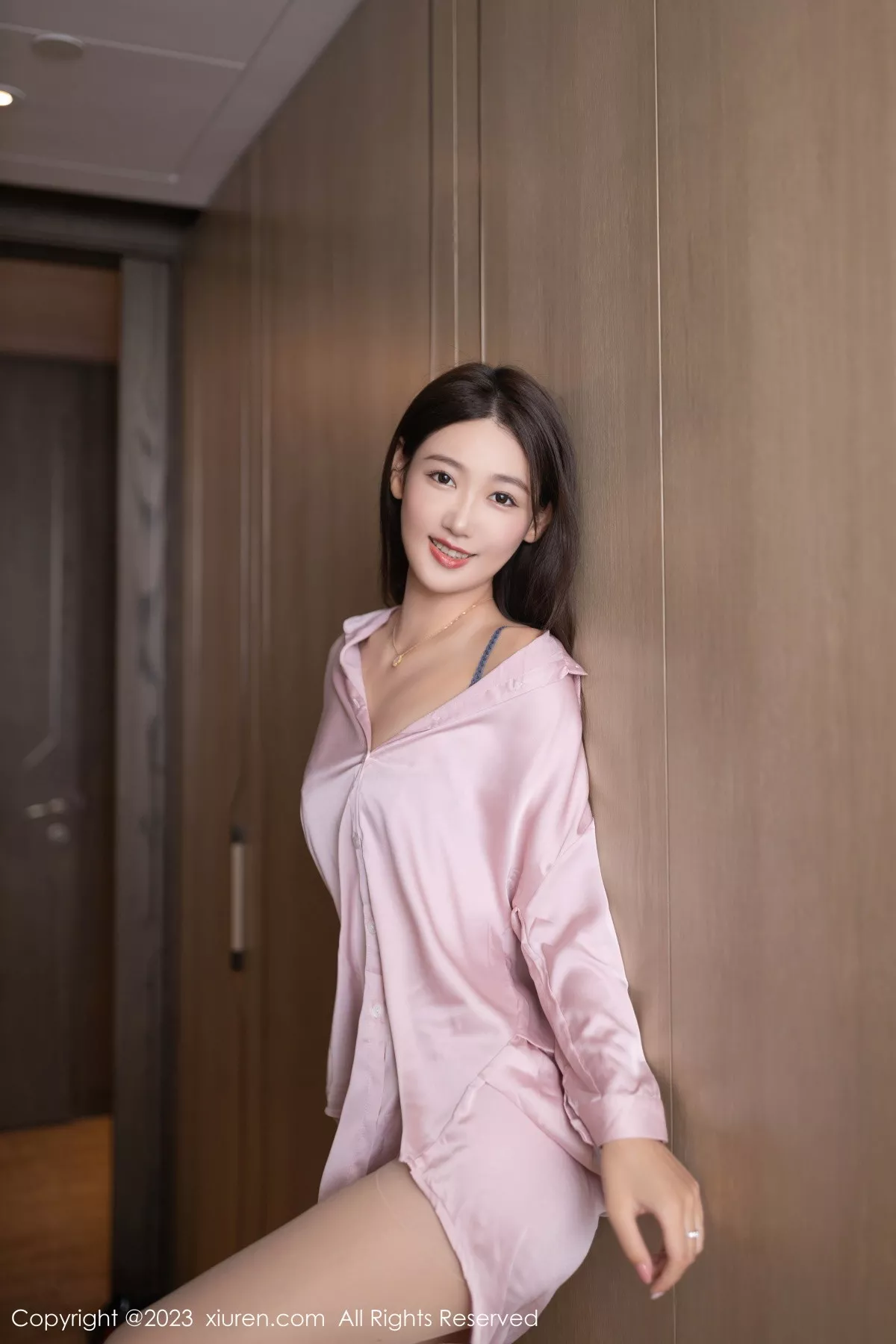 秀人集.com_[XiuRen秀人网]No.7726_模特唐安琪性感粉色衬衫露蓝灰色内衣配超薄肉丝撩人诱惑写真80P