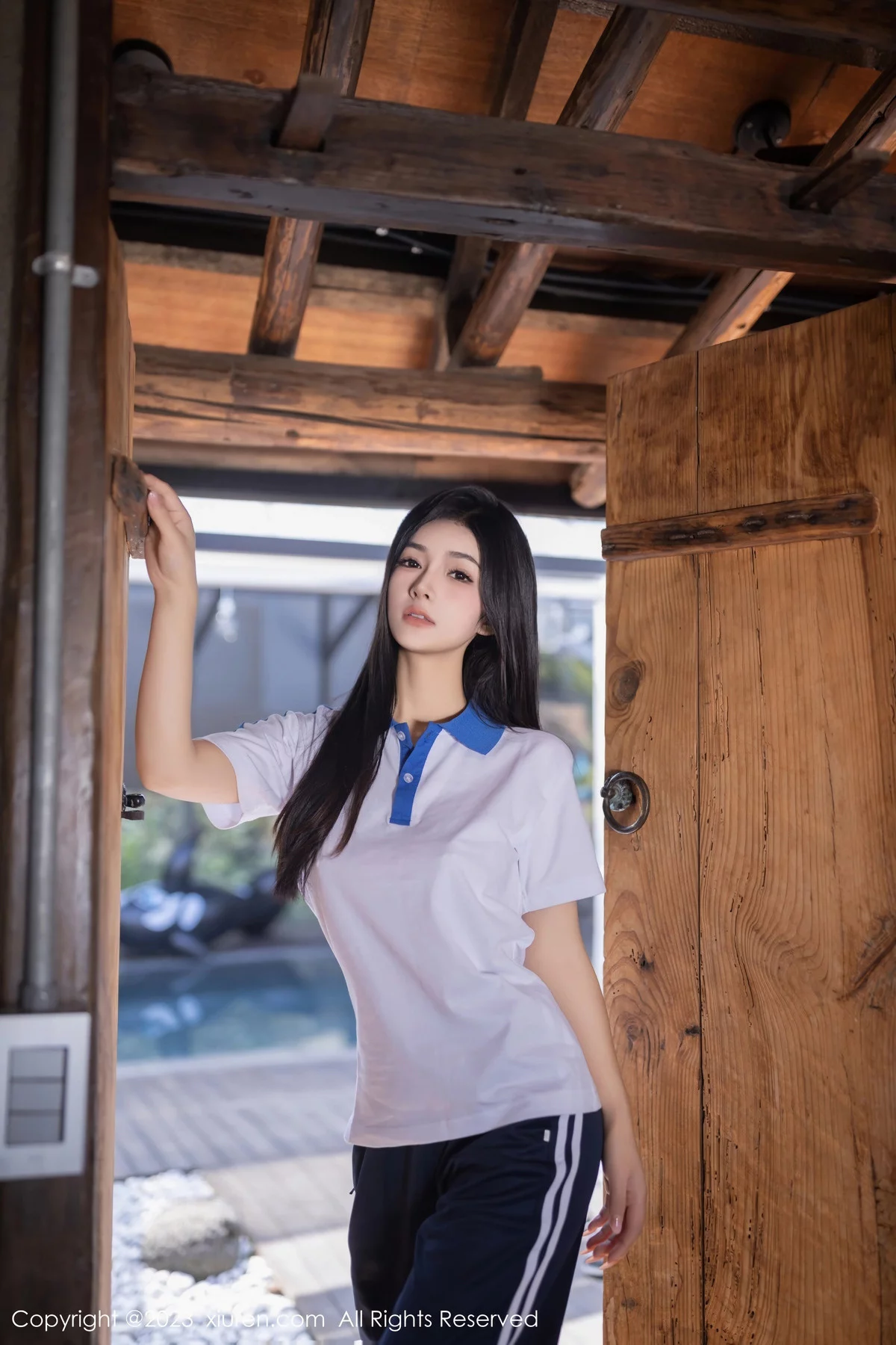 秀人集.com_[XiuRen秀人网]No.7876_模特谭小灵性感学生角色装扮露黑色渔网秀惹火身材极致诱惑写真85P