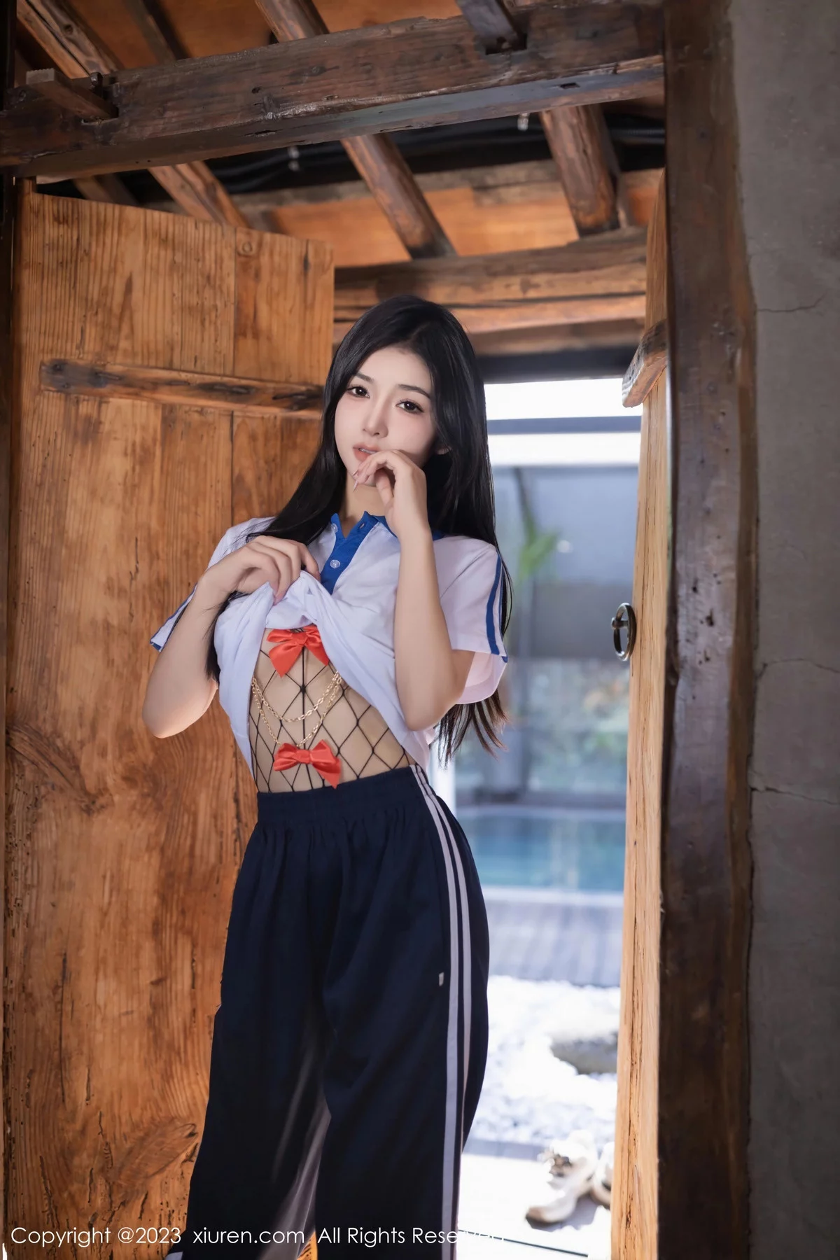 秀人集.com_[XiuRen秀人网]No.7876_模特谭小灵性感学生角色装扮露黑色渔网秀惹火身材极致诱惑写真85P