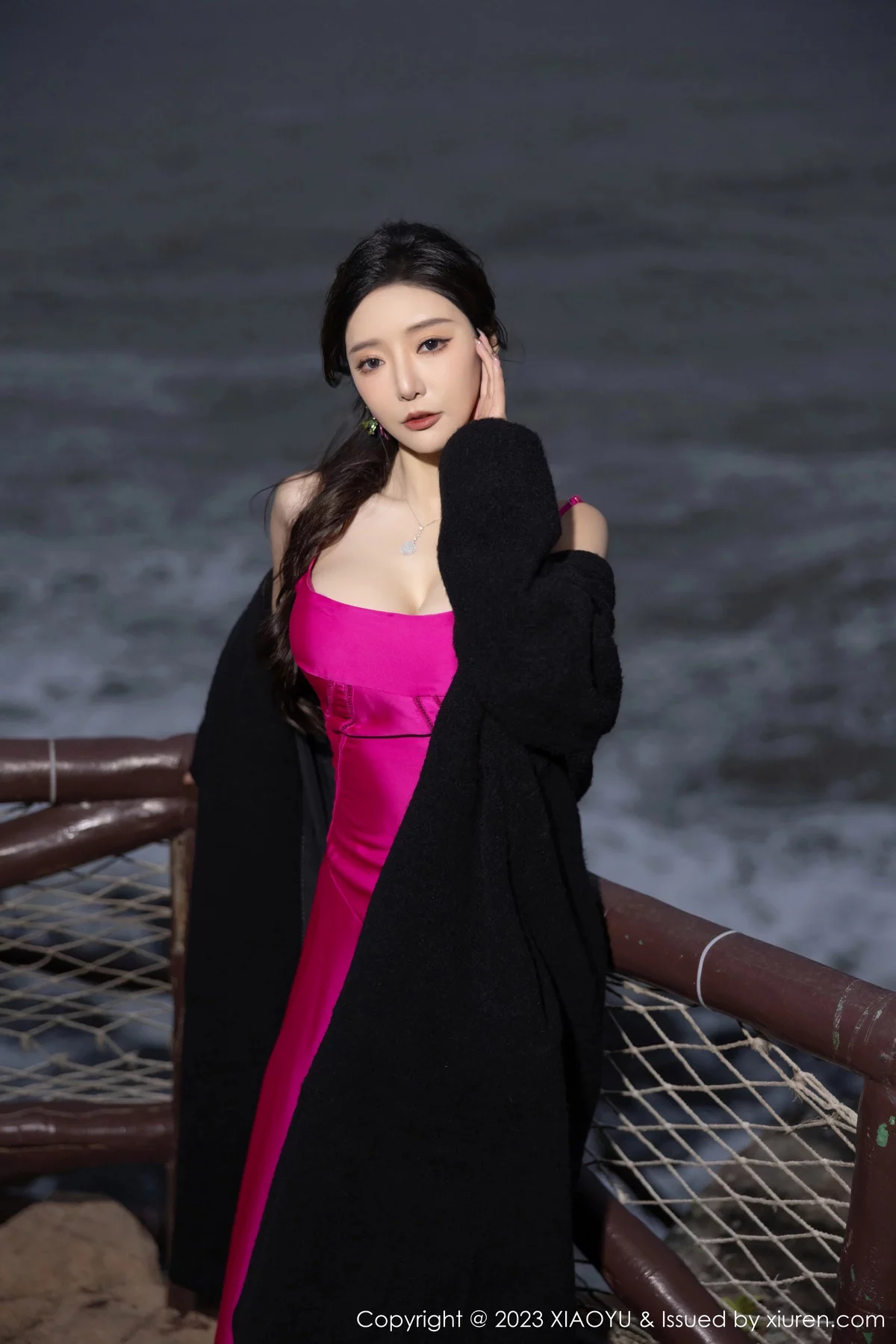 秀人集.com_[XiaoYu画语界]Vol.1174_女神王馨瑶yanni红色吊带连衣长裙+黑色蕾丝情趣服迷人诱惑写真84P