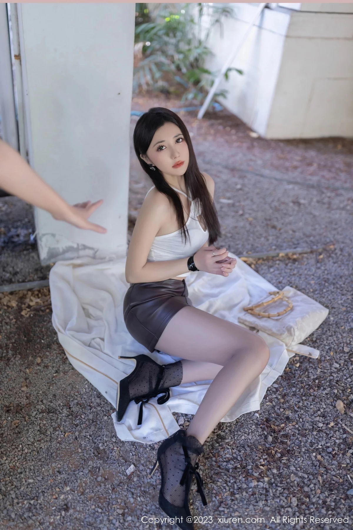 秀人集.com_[XiuRen秀人网]No.7888_模特鱼子酱Fish尾随主题情趣捆绑性感内衣秀曼妙身姿诱惑写真83P