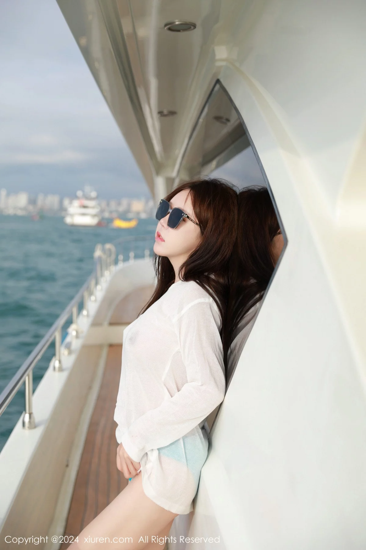 秀人集.com_[XiuRen秀人网]No.7898_模特小薯条nienie游艇场景性感蓝色比基尼服秀完美身材诱惑写真76P