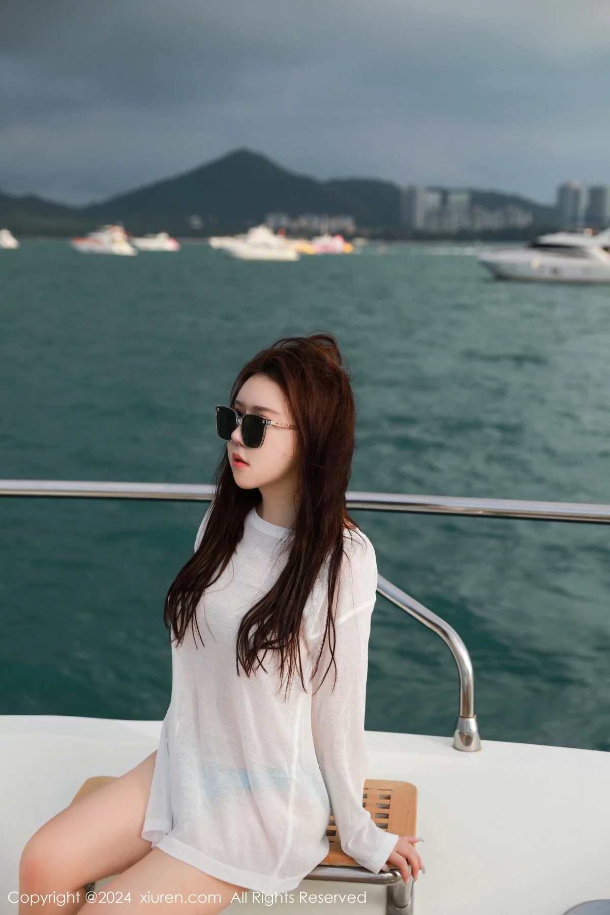 秀人集.com_[XiuRen秀人网]No.7898_模特小薯条nienie游艇场景性感蓝色比基尼服秀完美身材诱惑写真76P