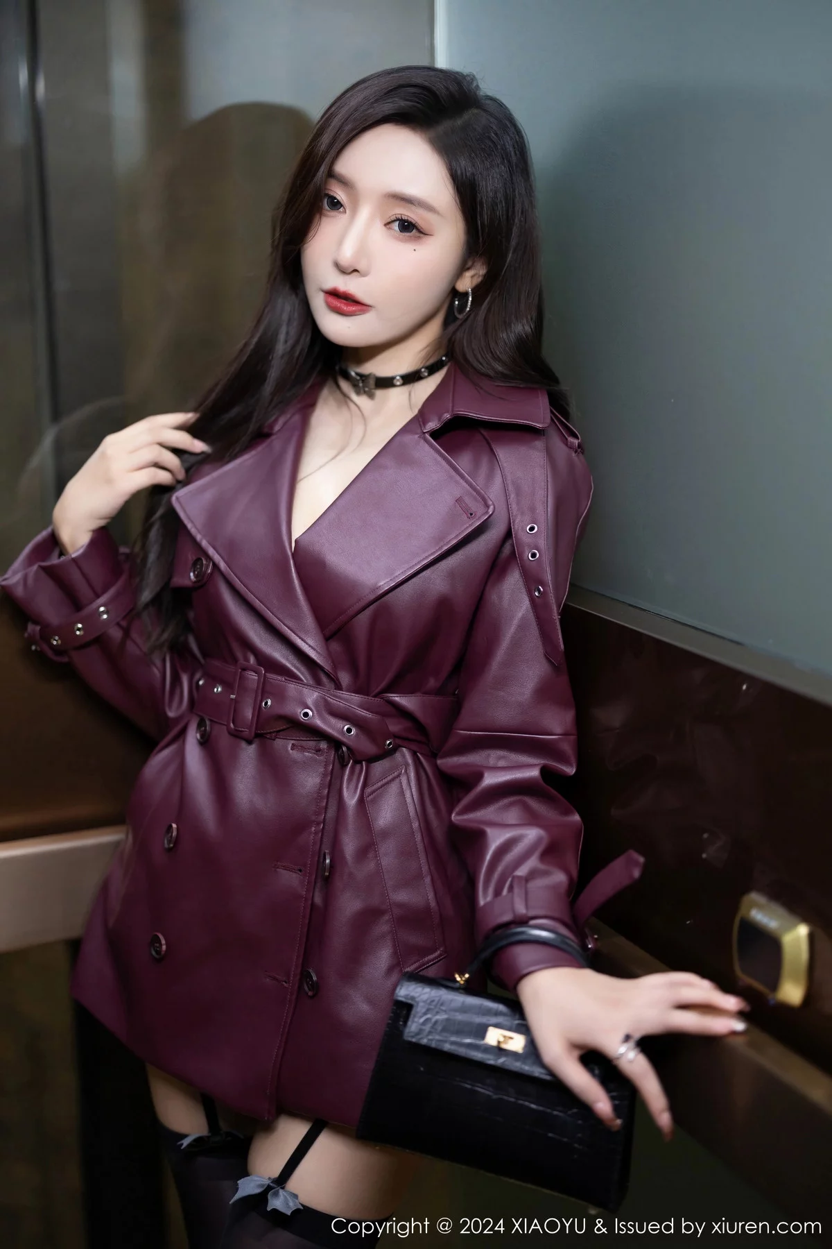 秀人集.com_[XiaoYu画语界]Vol.1177_女神王馨瑶yanni暗红皮衣露黑色蕾丝情趣服秀曼妙身姿诱惑写真83P