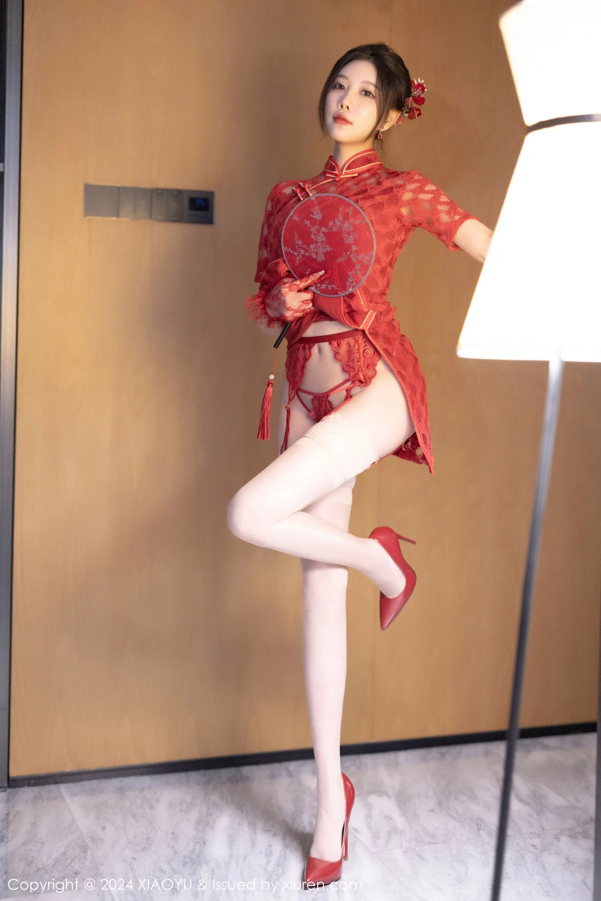 秀人集.com_[XiaoYu画语界]Vol.1184_女神杨晨晨Yome红色中式婚服露性感红色蕾丝内衣完美诱惑写真82P