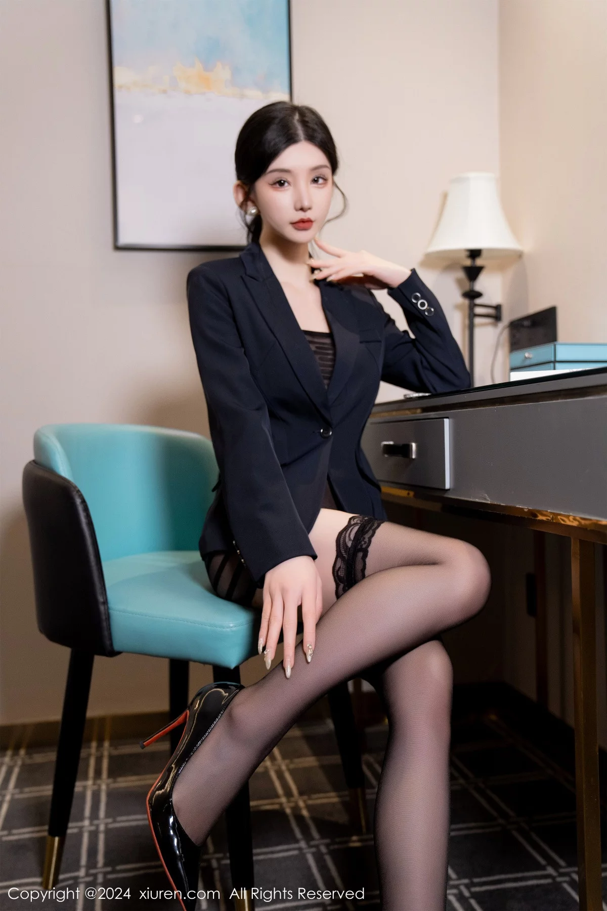 秀人集.com_[XiuRen秀人网]No.7956_女神周于希Sally性感深色上衣露超薄黑丝秀惹火身材撩人诱惑写真98P