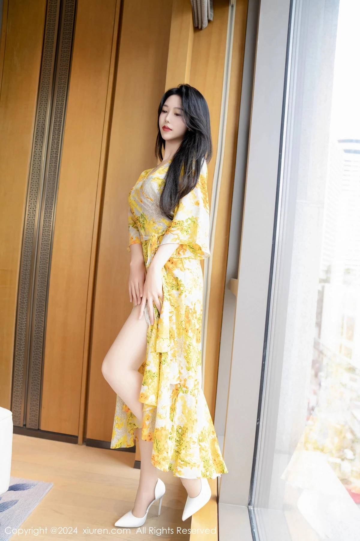 秀人集.com_[XiuRen秀人网]No.7981_模特利世情节拍摄性感黄色连衣裙露白色蕾丝内衣完美诱惑写真99P