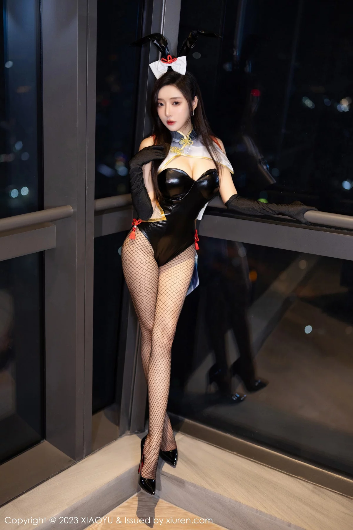 秀人集.com_[XiaoYu画语界]Vol.1169_女神王馨瑶yanni黑色连衣裙+性感兔女郎服饰秀完美身材诱惑写真87P