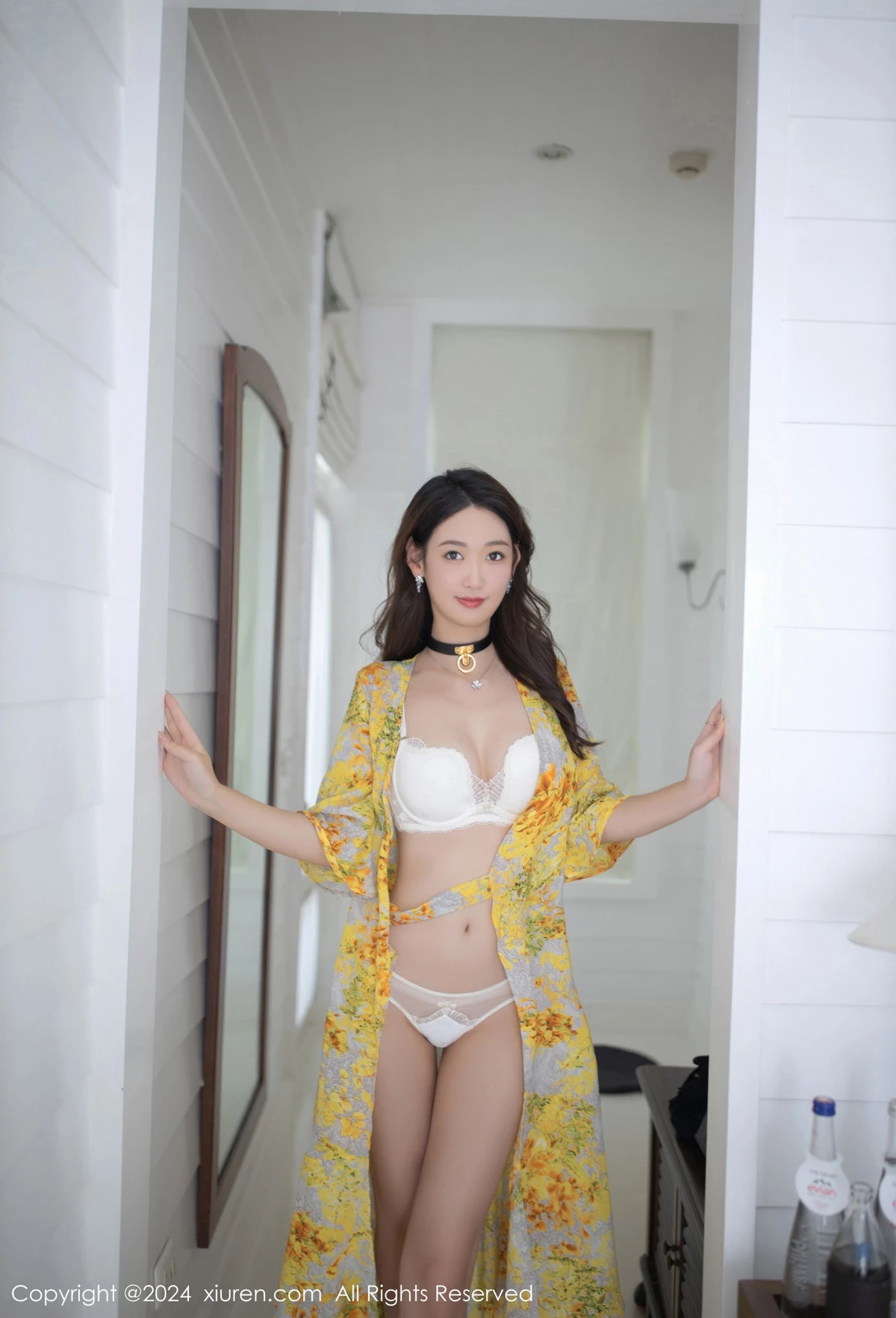 秀人集.com_[XiuRen秀人网]No.8001_模特唐安琪性感黄色长裙露白色蕾丝内衣配原色丝袜迷人诱惑写真80P