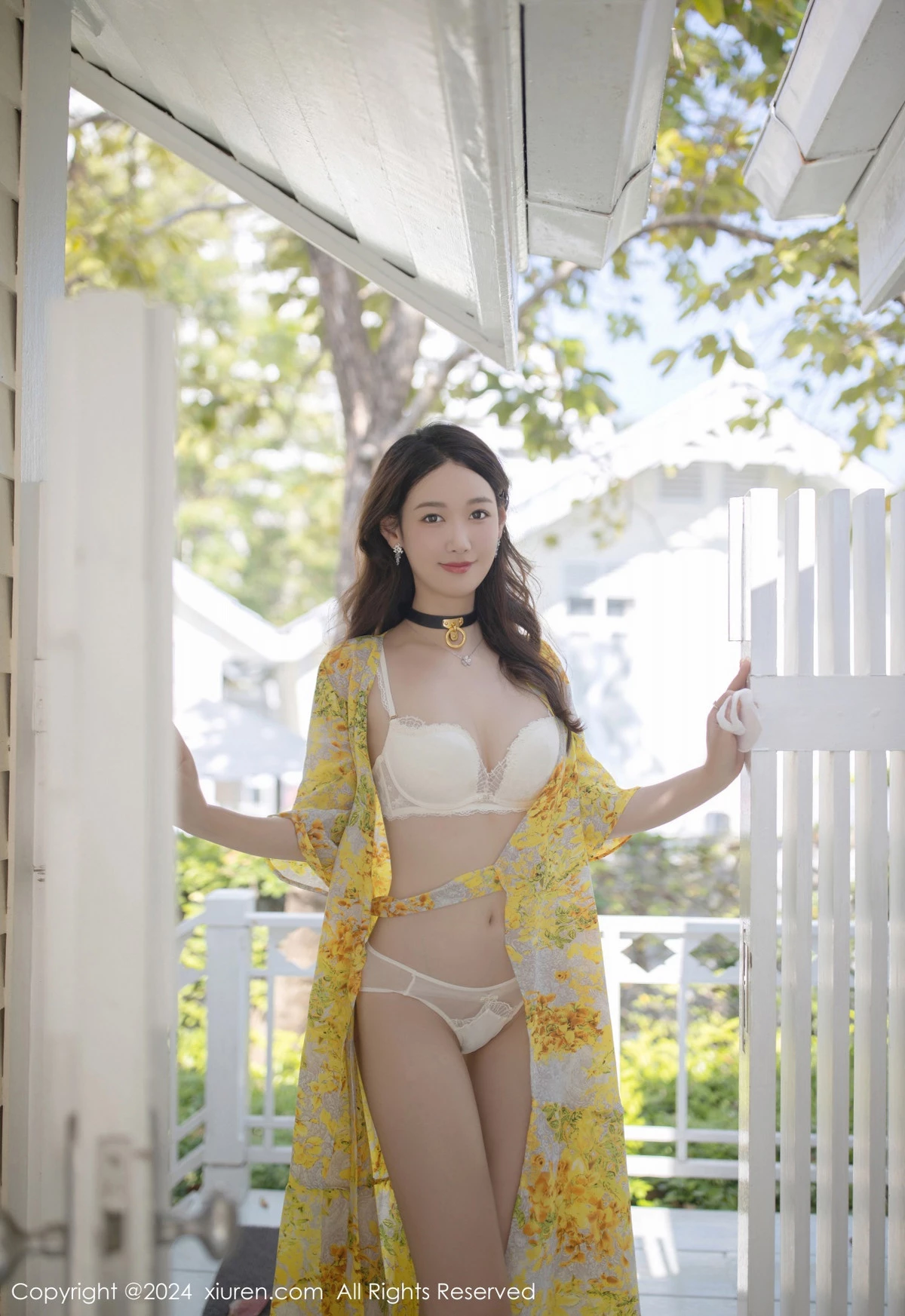 秀人集.com_[XiuRen秀人网]No.8001_模特唐安琪性感黄色长裙露白色蕾丝内衣配原色丝袜迷人诱惑写真80P