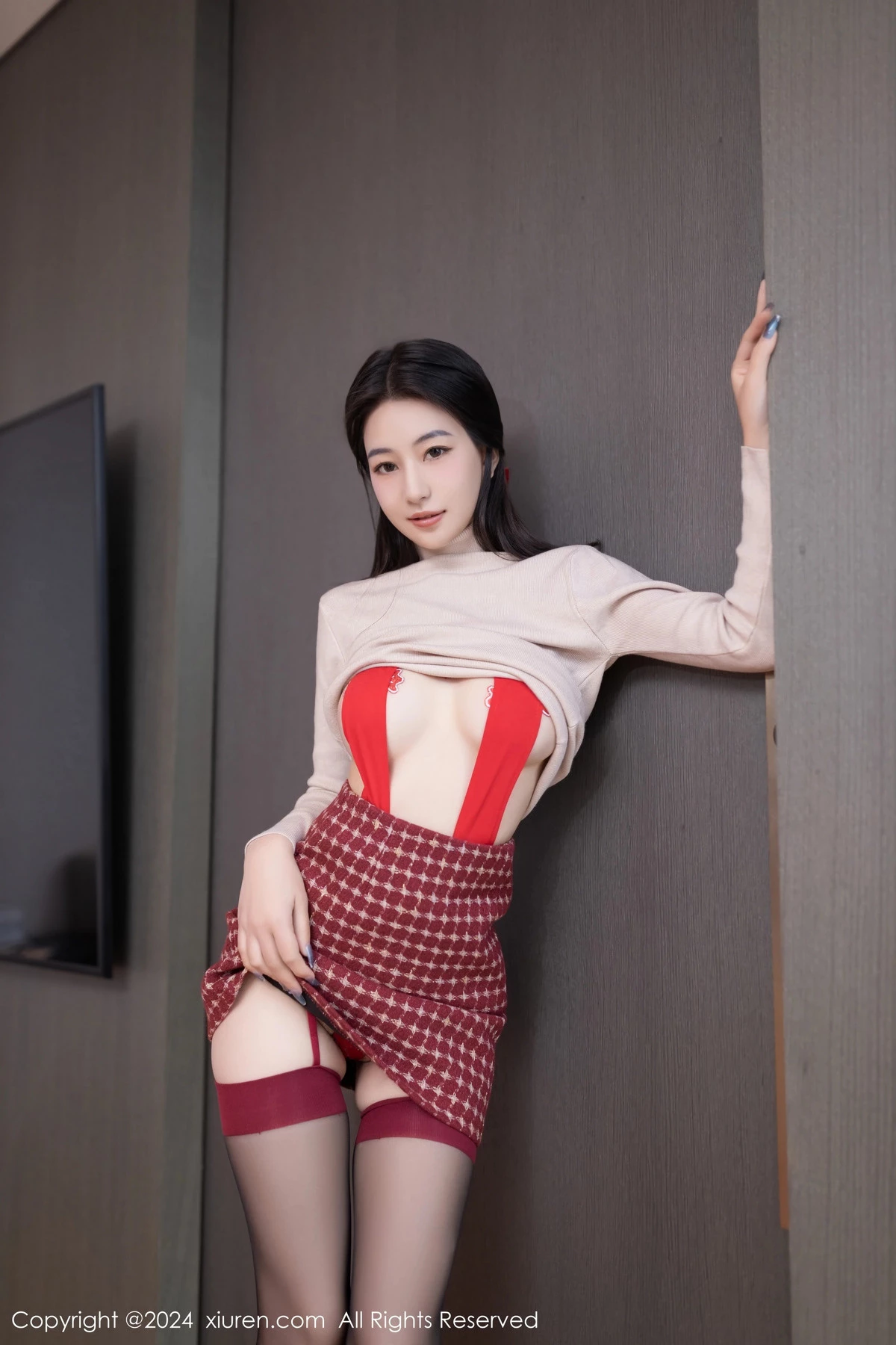 秀人集.com_[XiuRen秀人网]No.8074_模特熊小诺性感红色情趣服饰配黑色网格袜丝秀曼妙身姿诱惑写真80P