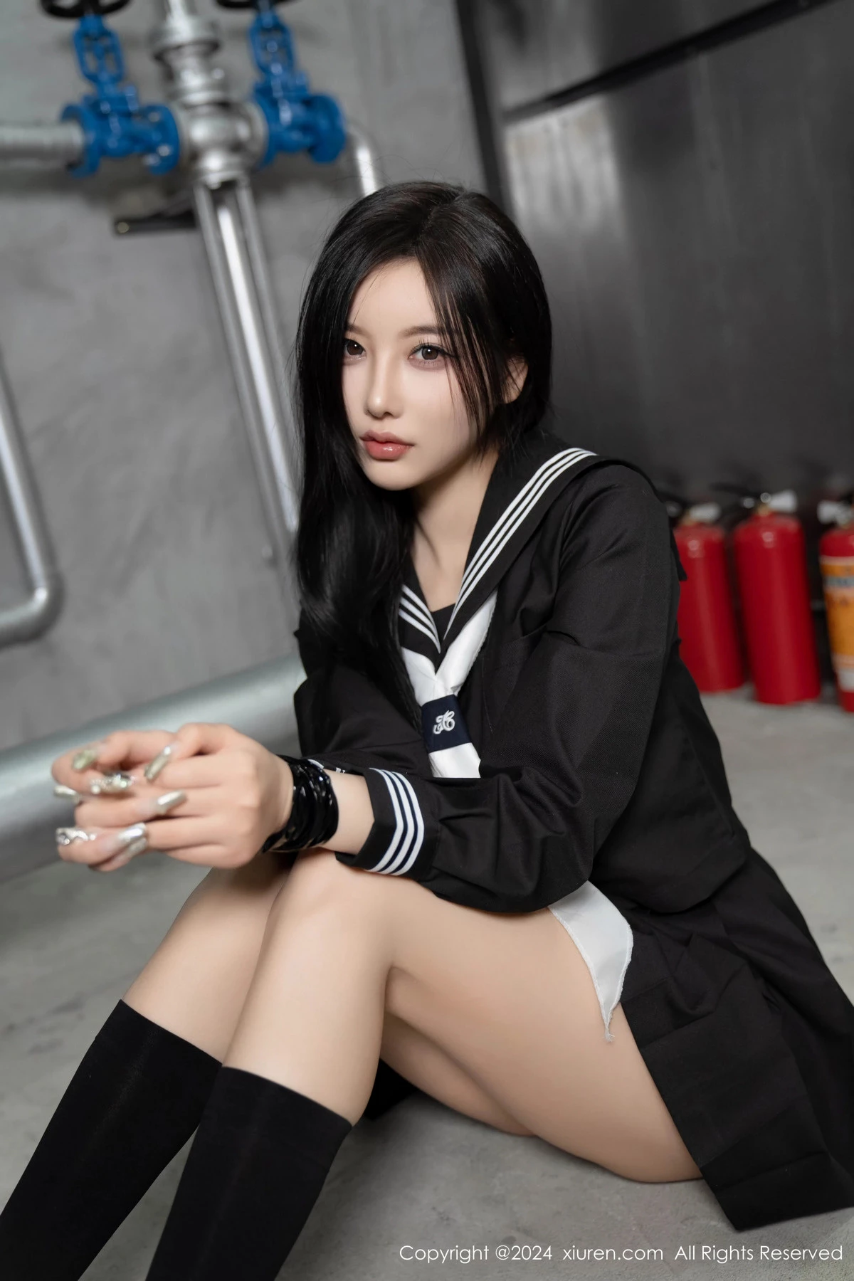 秀人集.com_[XiuRen秀人网]No.8080_女神杨晨晨Yome性感黑色制服露黄色内衣秀丰腴身材完美诱惑写真90P