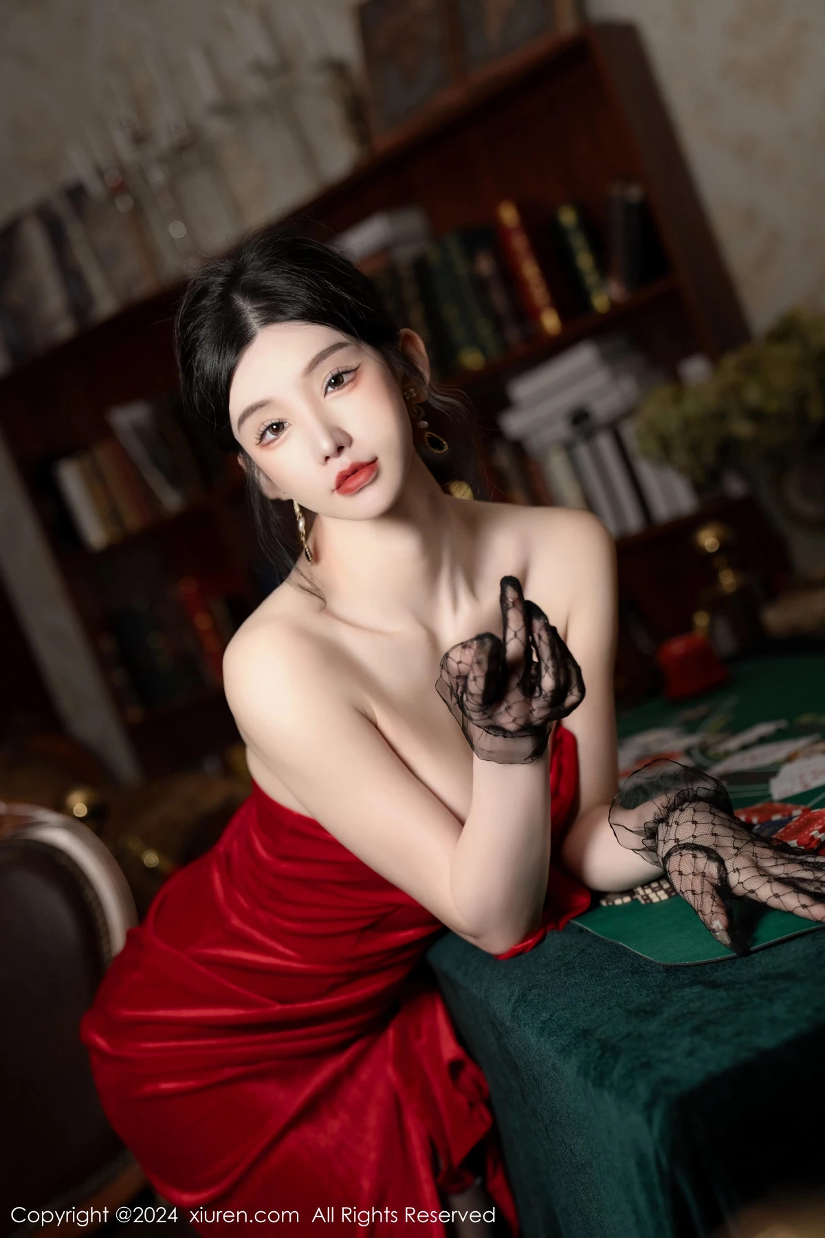 秀人集.com_[XiuRen秀人网]No.8097_女神周于希Sally荷官角色扮演红色露肩服饰配无内黑丝诱惑写真106P