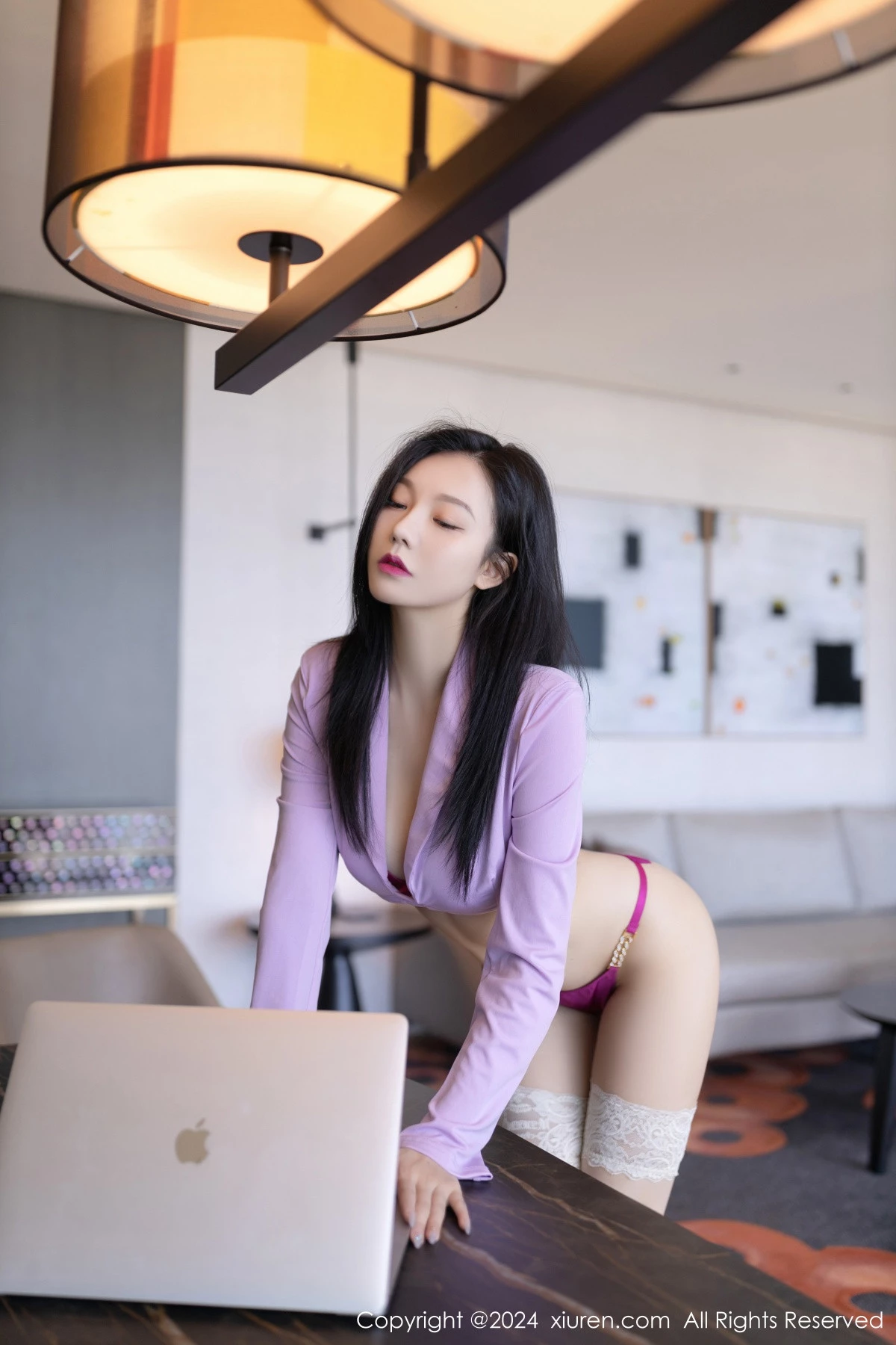 秀人集.com_[XiuRen秀人网]No.8006_模特安然anran性感淡粉套装露紫红色内衣配白丝袜完美诱惑写真80P