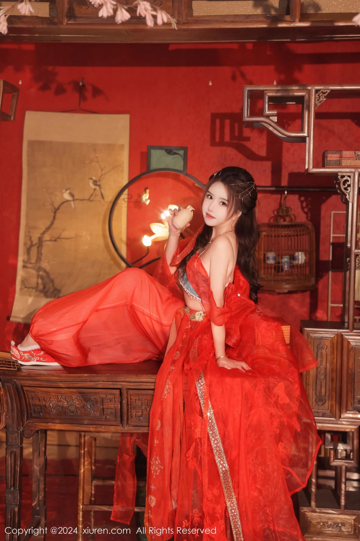 秀人集.com_[XiuRen秀人网]No.8146_模特小薯条nienie性感红色古装服饰配白丝袜秀完美身材诱惑写真82P