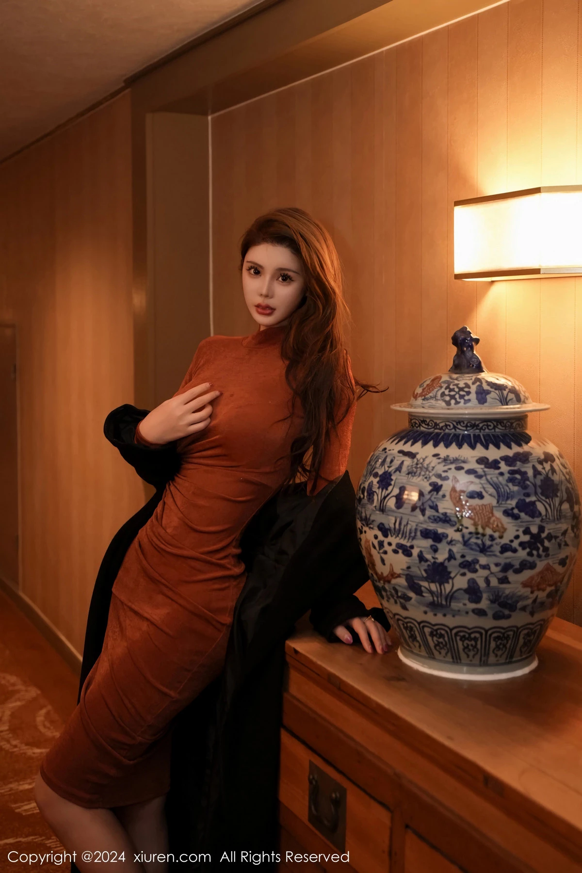 秀人集.com_[XiuRen秀人网]No.8148_模特Yuki鱼儿性感黑色条纹西服配黑丝吊袜秀丰腴身姿诱惑写真73P