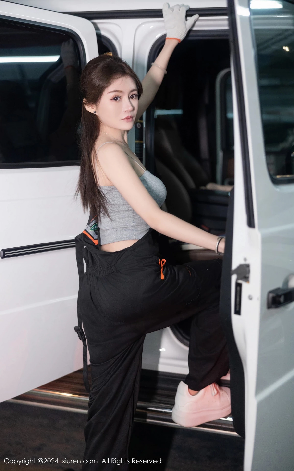 秀人集.com_[XiuRen秀人网]No.8171_模特林幼一大G场景性感黑色紧身情趣服秀翘臀美腿撩人诱惑写真80P