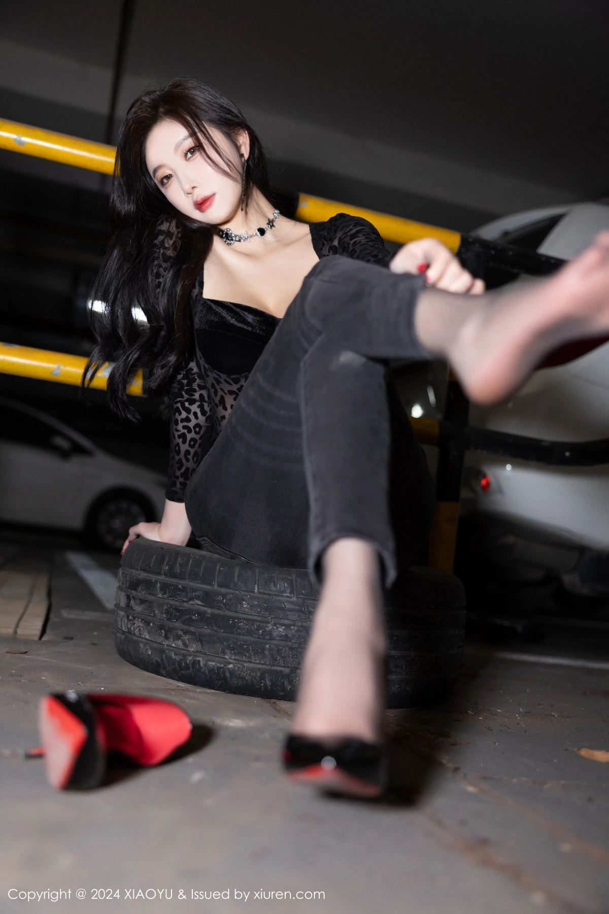 秀人集.com_[XiaoYu画语界]Vol.1216_女神杨晨晨Yome黑色豹纹配牛仔裤露性感黑色内衣完美诱惑写真88P