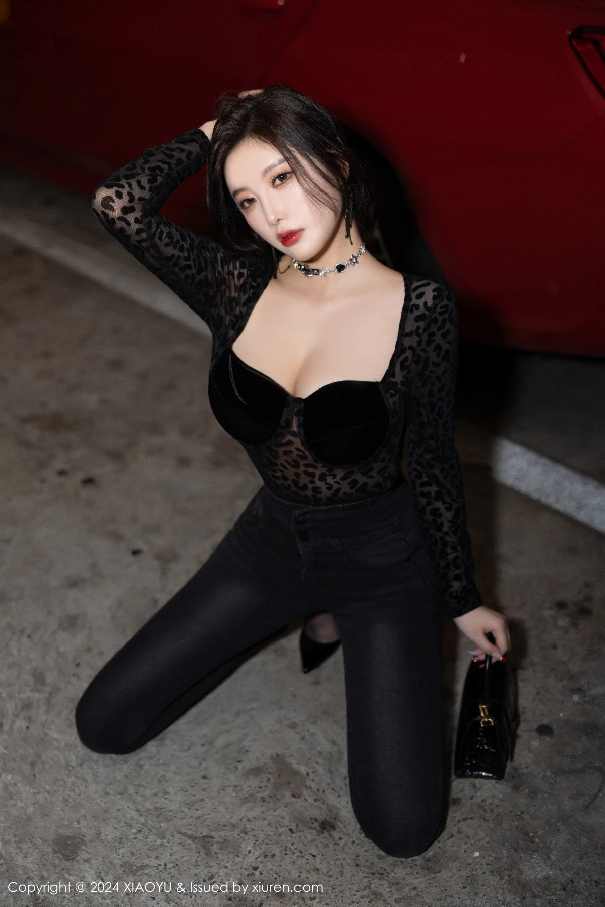 秀人集.com_[XiaoYu画语界]Vol.1216_女神杨晨晨Yome黑色豹纹配牛仔裤露性感黑色内衣完美诱惑写真88P