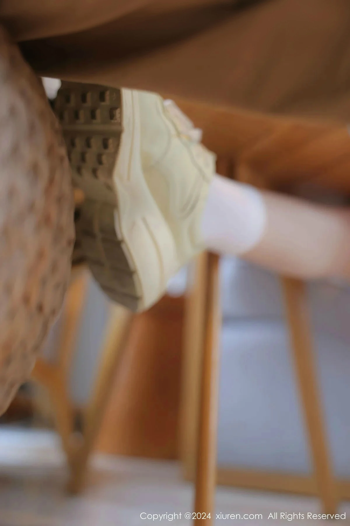 秀人集.com_[XiuRen秀人网]No.8241_模特桃妖夭外拍场景性感粉色服饰露粉色内衣秀曼妙身姿诱惑写真103P