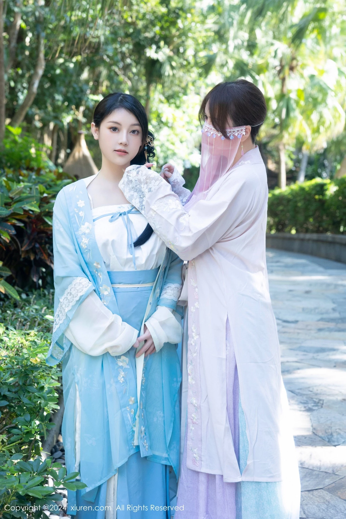 秀人集.com_[XiuRen秀人网]No.8137_模特合集女神豆瓣酱性感姐妹花私房情趣古典服饰完美诱惑写真84P