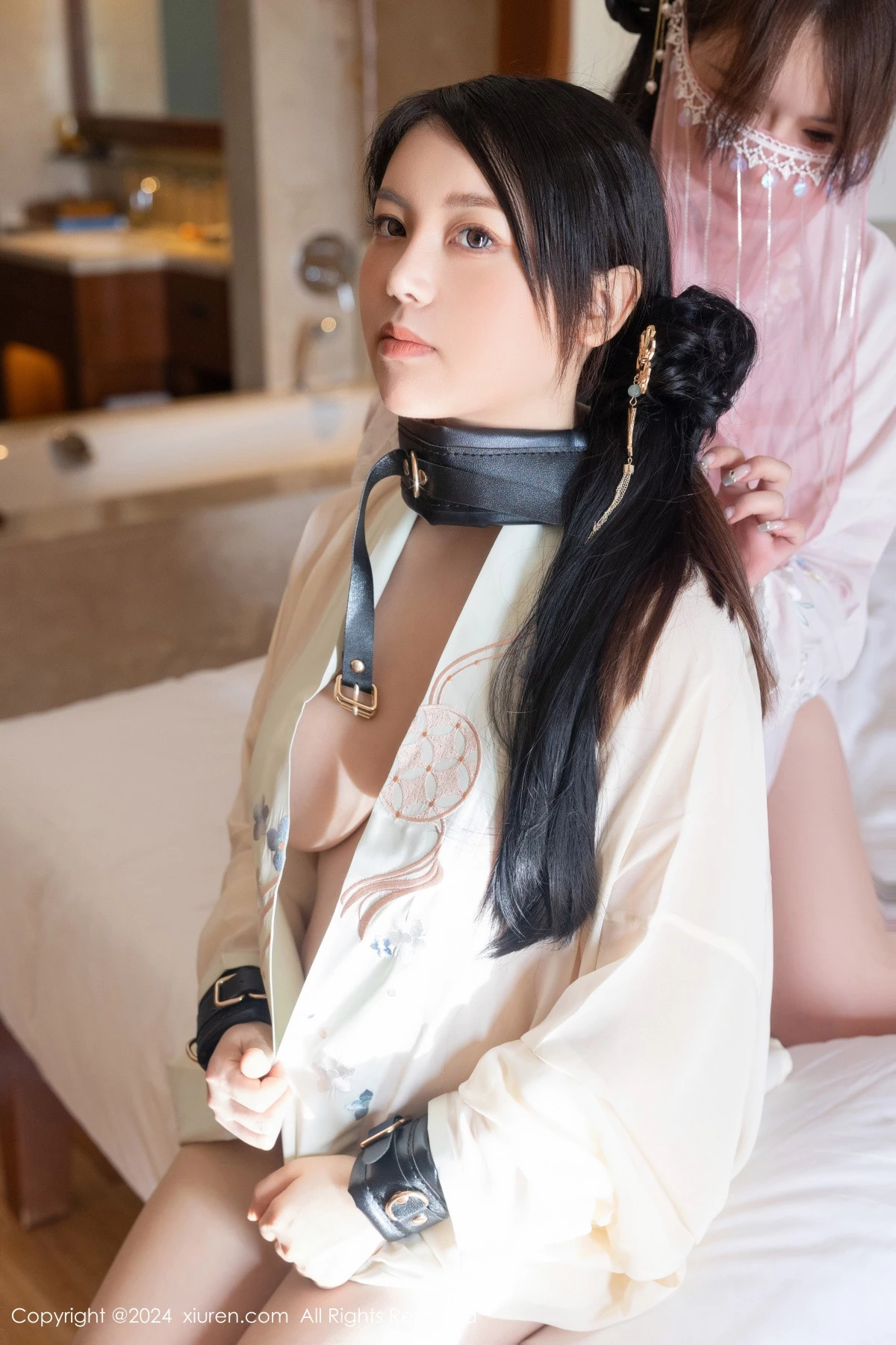 秀人集.com_[XiuRen秀人网]No.8137_模特合集女神豆瓣酱性感姐妹花私房情趣古典服饰完美诱惑写真84P