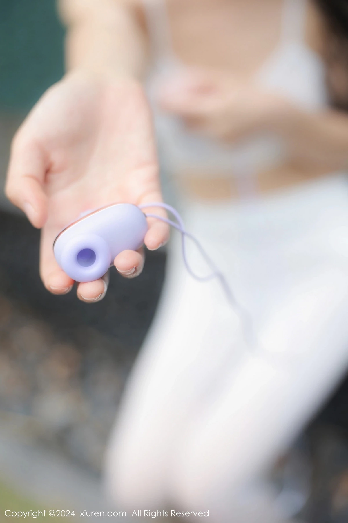 秀人集.com_[XiuRen秀人网]No.8132_模特桃妖夭户外白色内衣配性感白色露臀裤秀曼妙身姿诱惑写真78P