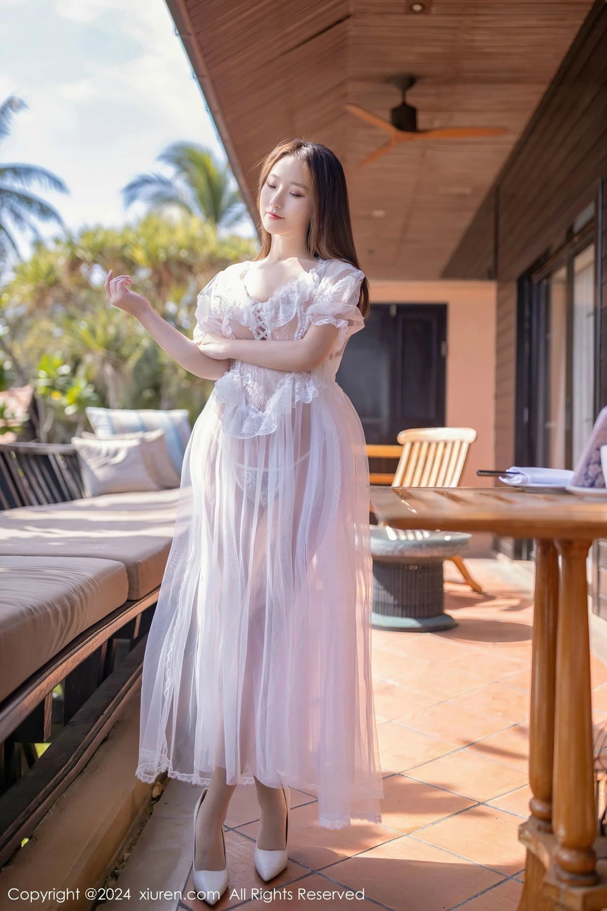 秀人集.com_[XiuRen秀人网]No.8302_模特杏子Yada性感白色薄纱长裙配超薄肉丝秀曼妙身姿诱惑写真81P