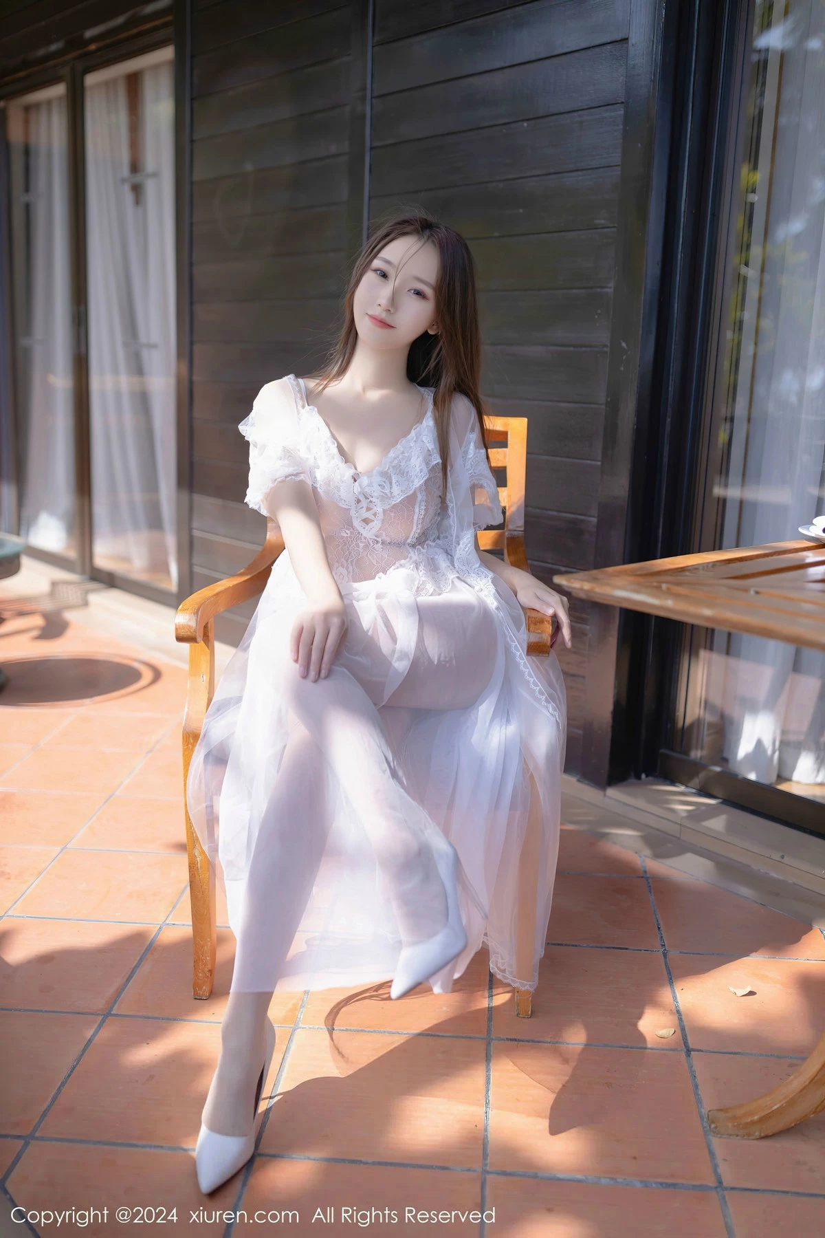 秀人集.com_[XiuRen秀人网]No.8302_模特杏子Yada性感白色薄纱长裙配超薄肉丝秀曼妙身姿诱惑写真81P
