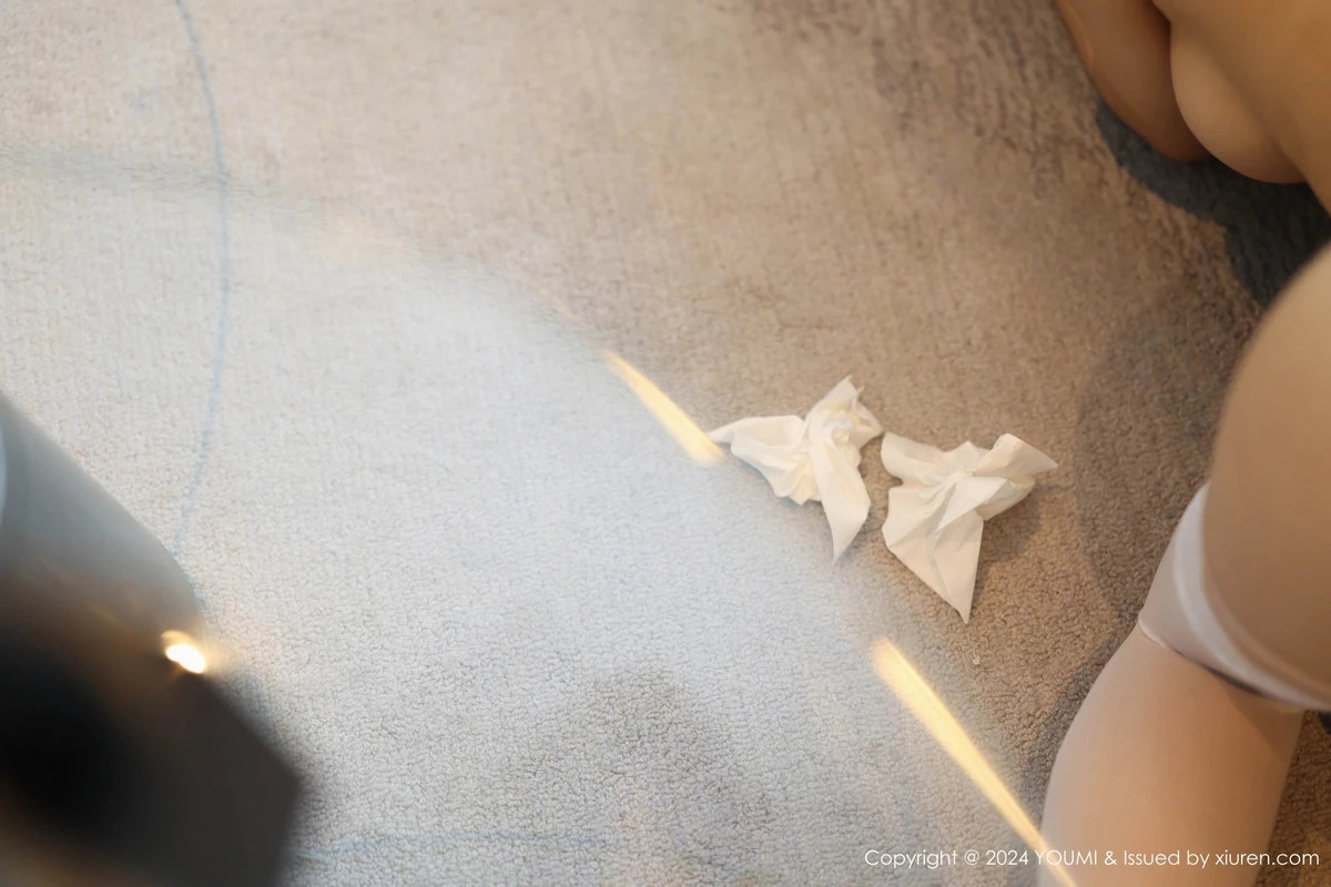 秀人集.com_[YouMi尤蜜荟]Vol.1045_模特小茶茶tea粉色轻透蕾丝情趣睡裙配白丝袜秀惹火身段诱惑写真85P