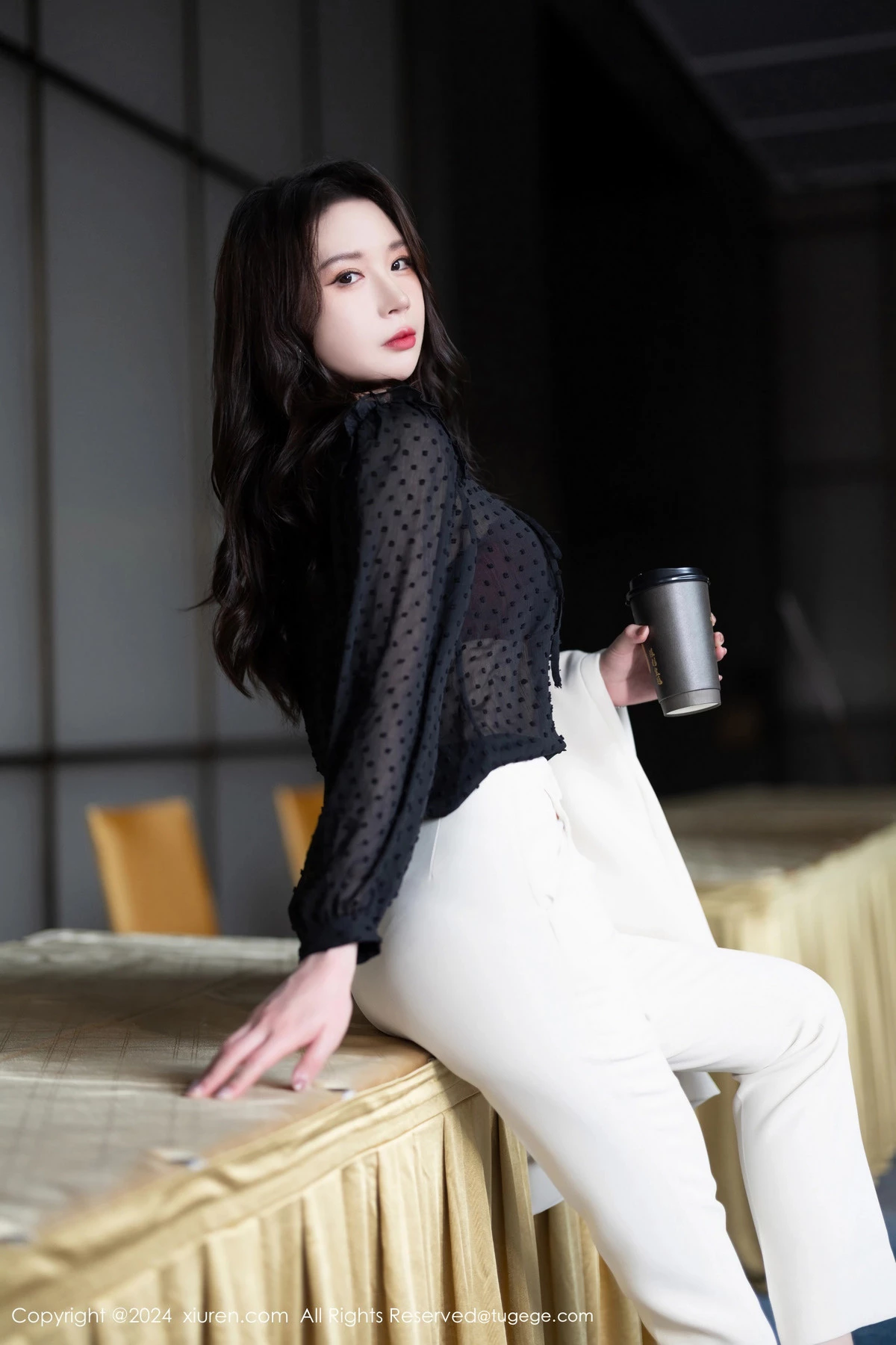 秀人集.com_[XiuRen秀人网]No.8354_模特梦心玥性感白色套装露黑色轻透内衣配超薄肉丝迷人诱惑写真90P