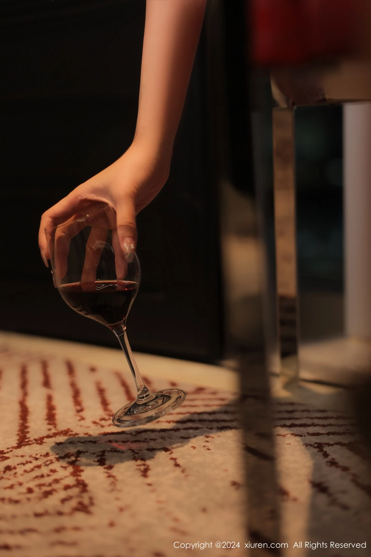 秀人集.com_[XiuRen秀人网]No.8355_模特李若汐场景拍摄性感黑色轻透情趣服饰秀惹火身段诱惑写真77P