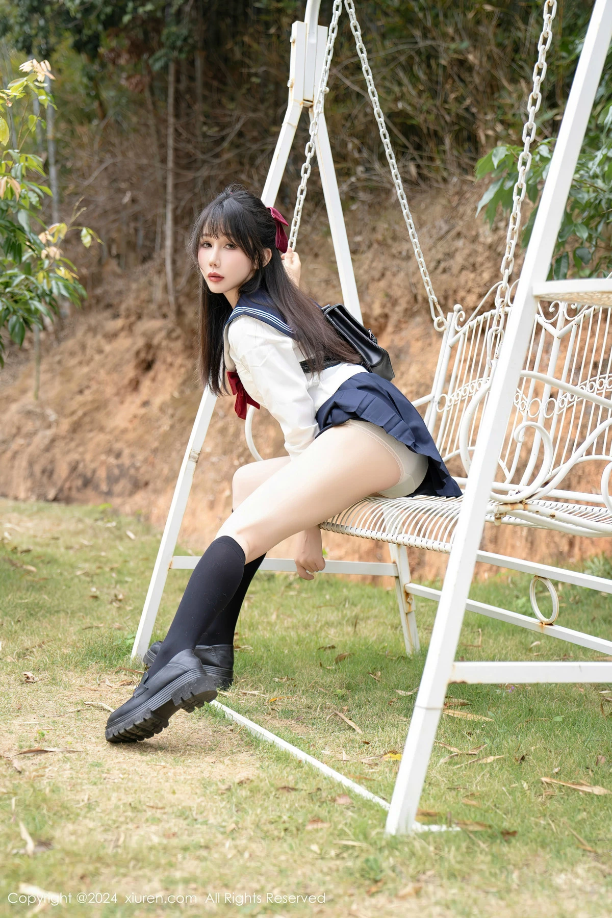秀人集.com_[XiuRen秀人网]No.8365_模特波巧酱长白山旅拍性感学妹制服配黑丝袜秀曼妙身姿诱惑写真85P