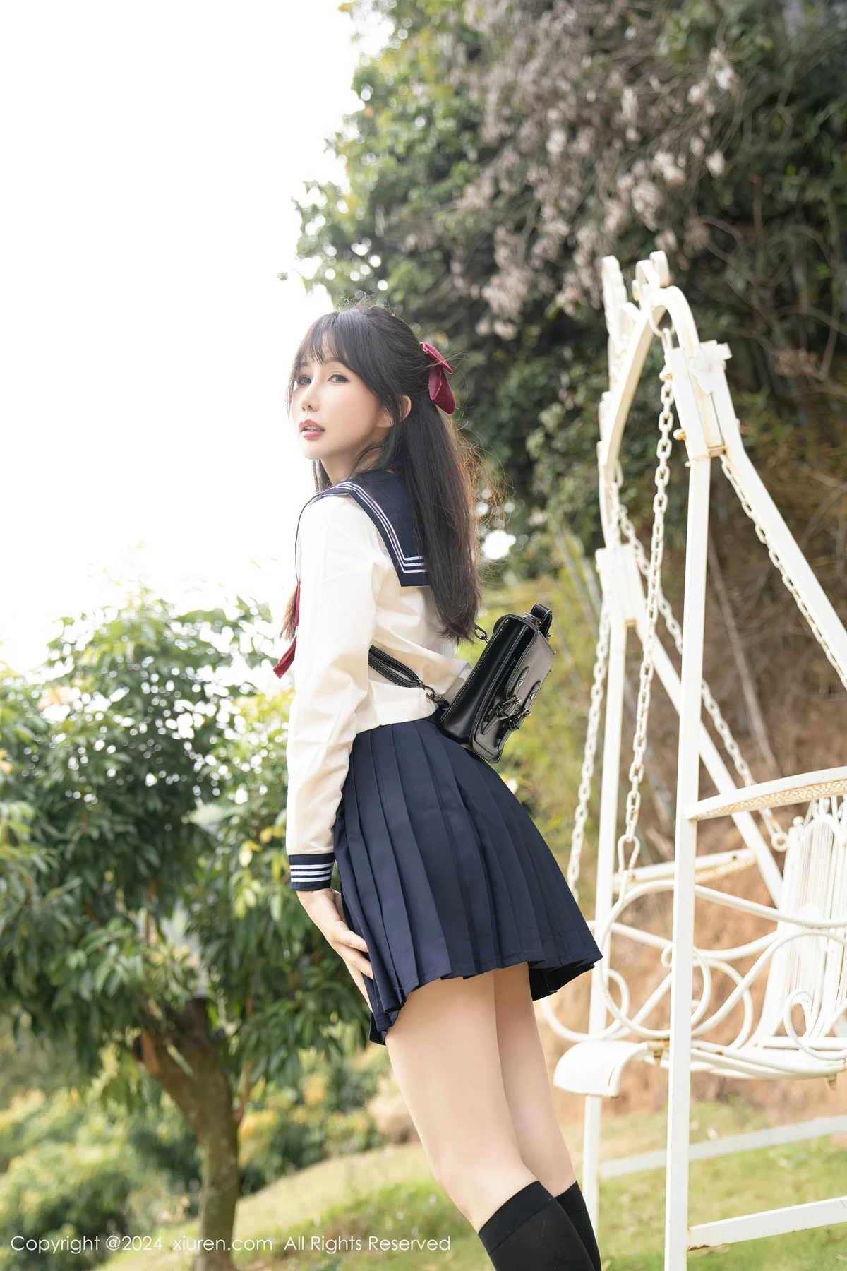 秀人集.com_[XiuRen秀人网]No.8365_模特波巧酱长白山旅拍性感学妹制服配黑丝袜秀曼妙身姿诱惑写真85P