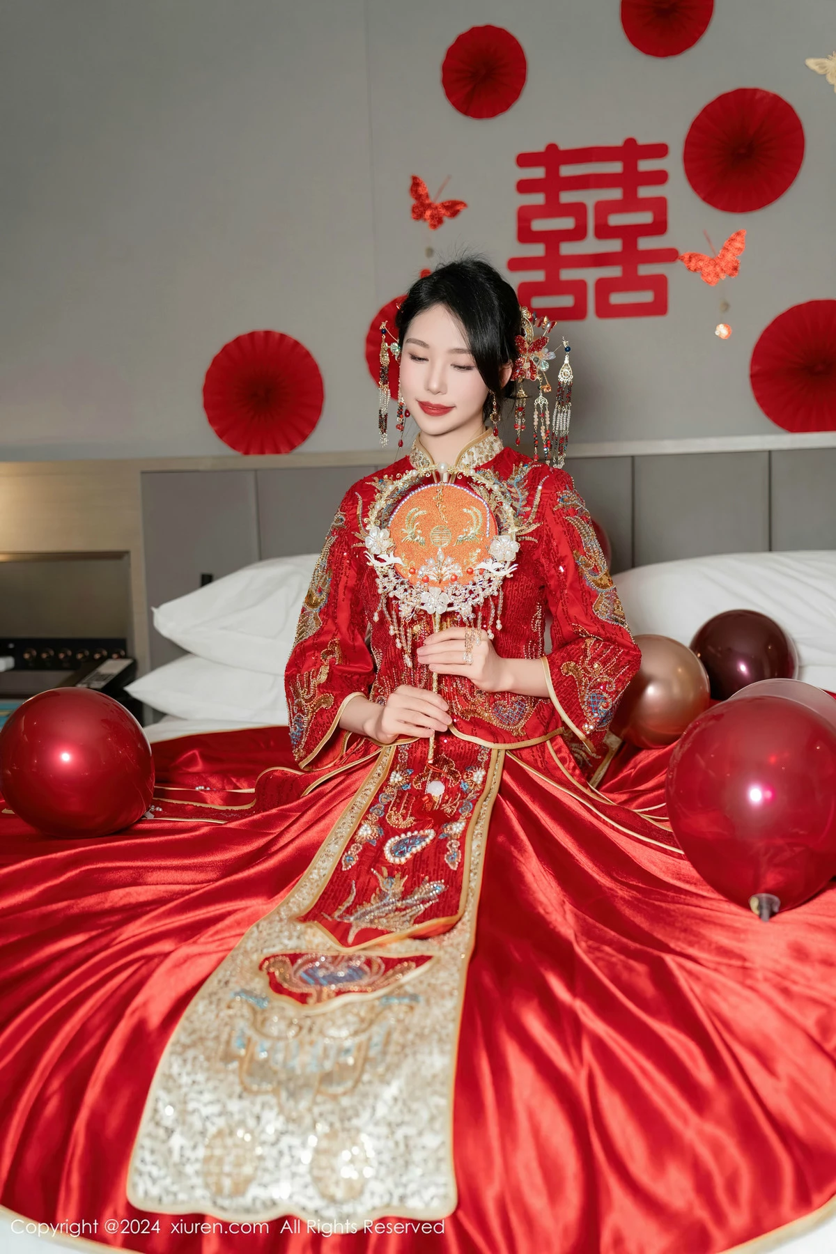 秀人集.com_[XiuRen秀人网]No.8376_模特利世性感红色新娘妆露红色内衣配超薄闪亮肉丝完美诱惑写真95P