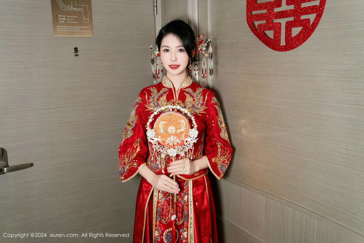 秀人集.com_[XiuRen秀人网]No.8376_模特利世性感红色新娘妆露红色内衣配超薄闪亮肉丝完美诱惑写真95P