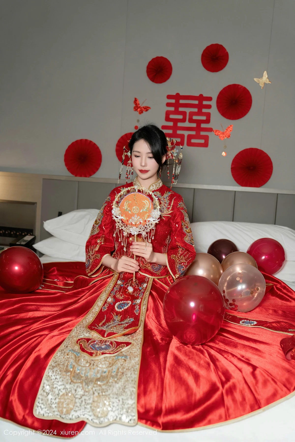 秀人集.com_[XiuRen秀人网]No.8376_模特利世性感红色新娘妆露红色内衣配超薄闪亮肉丝完美诱惑写真95P