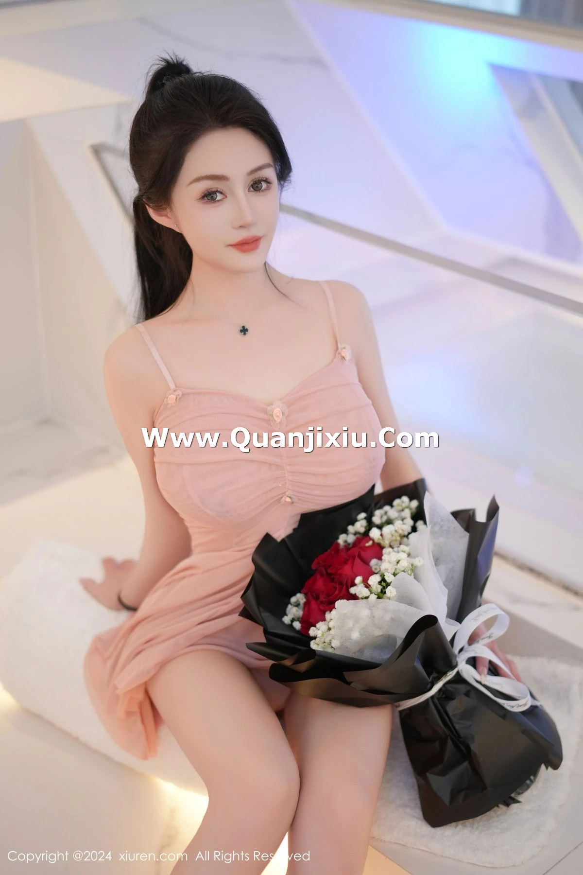 秀人集.com_[XiuRen秀人网]No.8395_模特林幼一性感粉色连衣短裙露丁字裤秀翘臀美腿惹火诱惑写真120P