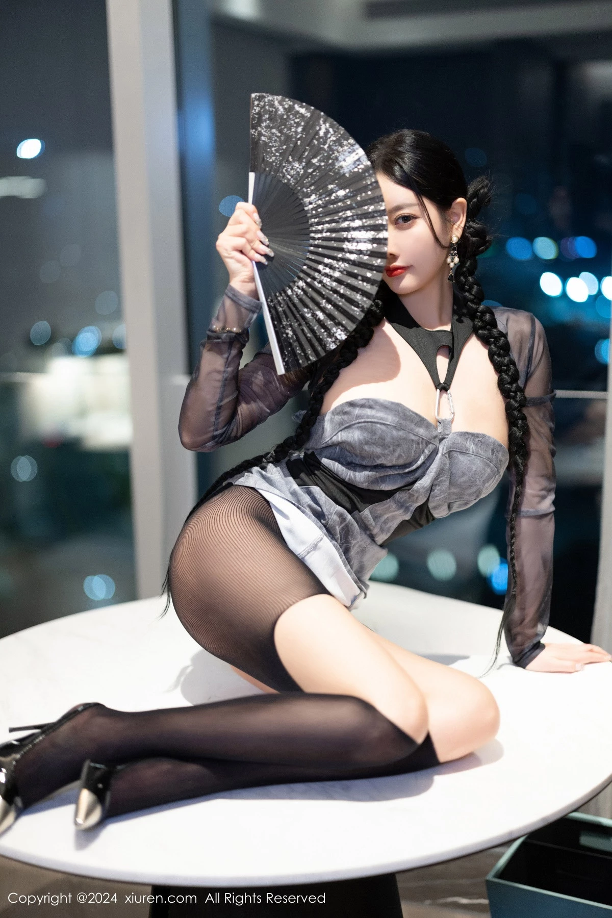 秀人集.com_[XiuRen秀人网]No.8403_女神杨晨晨Yome性感黑色轻透上衣配黑丝袜秀丰腴身材诱惑写真80P