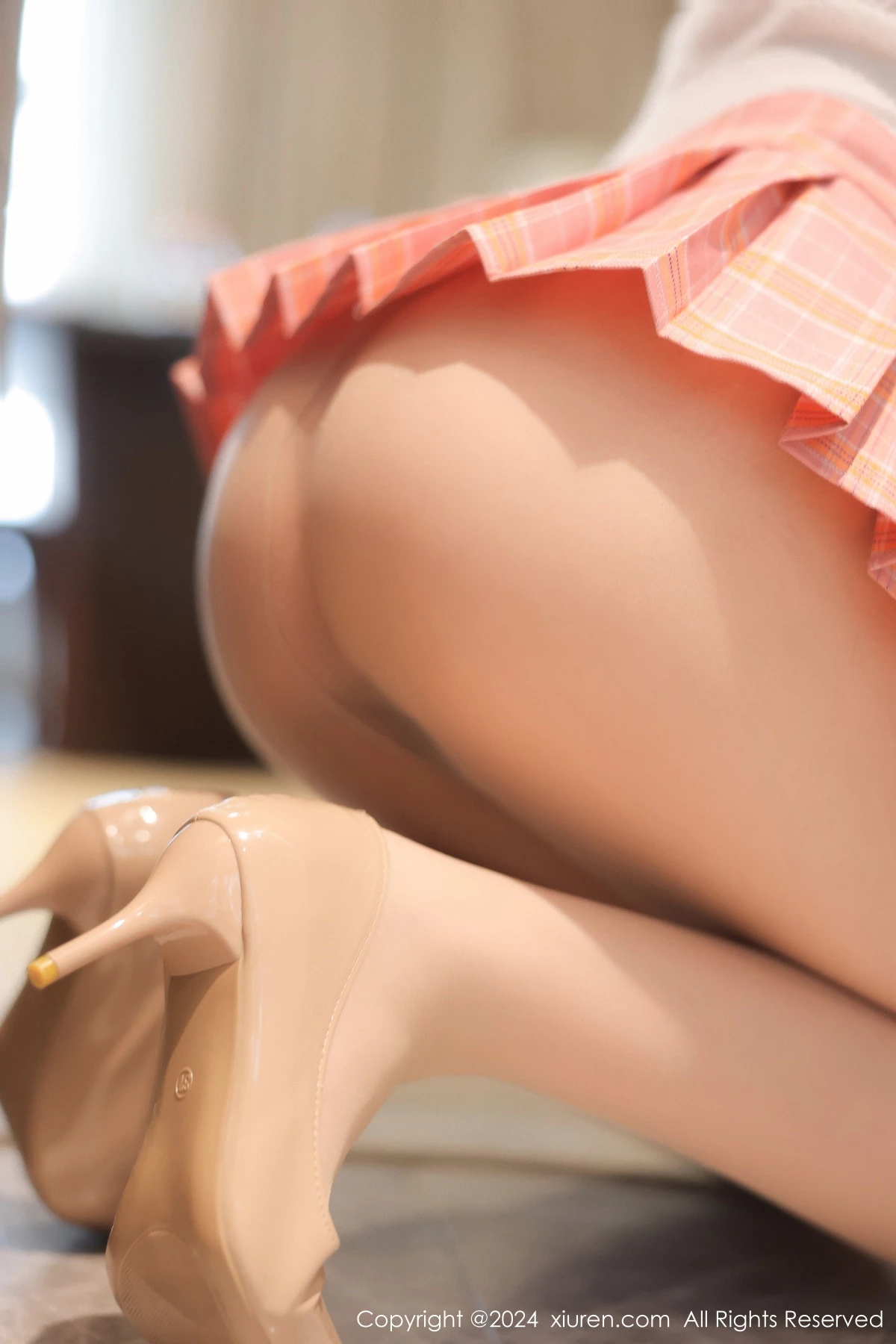 秀人集.com_[XiuRen秀人网]No.8404_新人模特徐若兮白色针织上衣配粉色短裙露超薄肉丝迷人诱惑写真82P