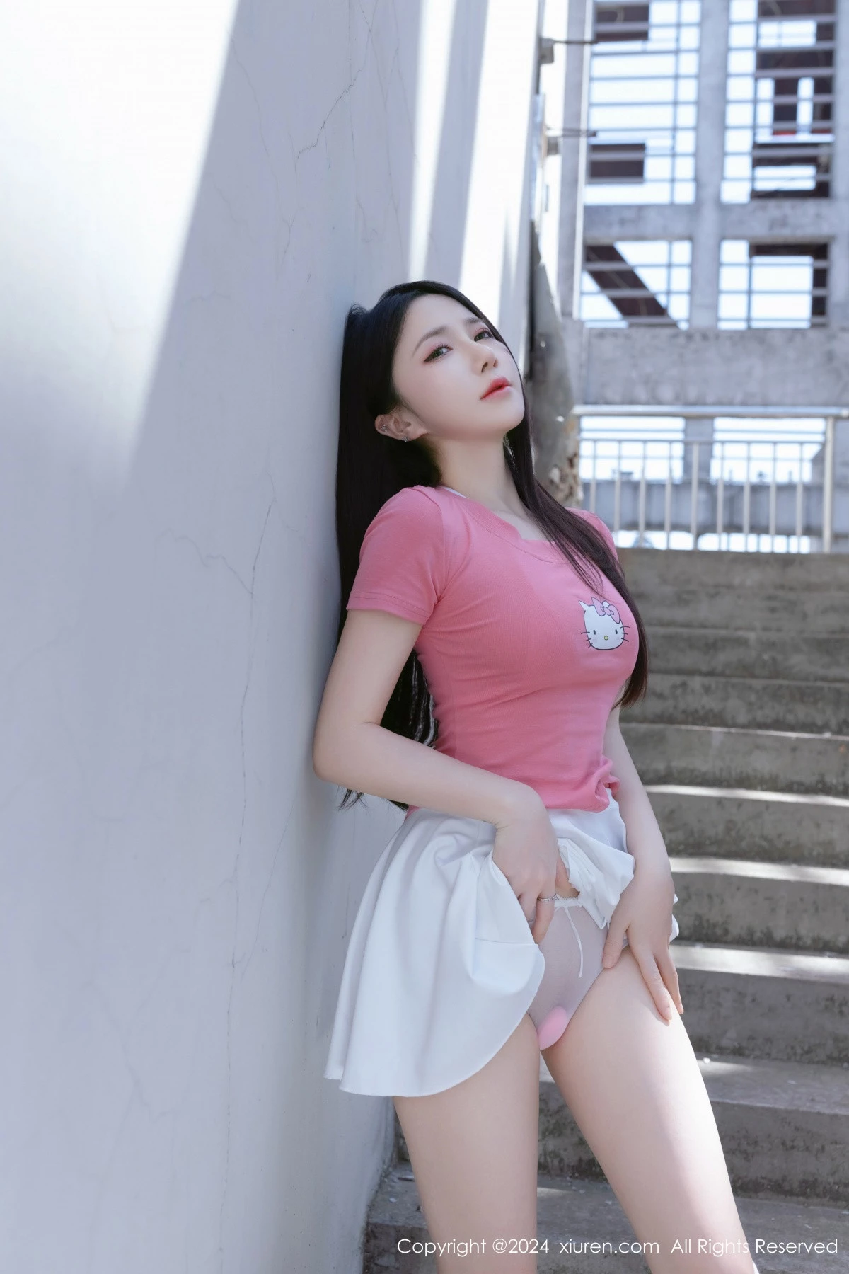 秀人集.com_[XiuRen秀人网]No.8457_模特鱼子酱Fish粉色上衣配白色短裙露性感白色内衣完美诱惑写真80P