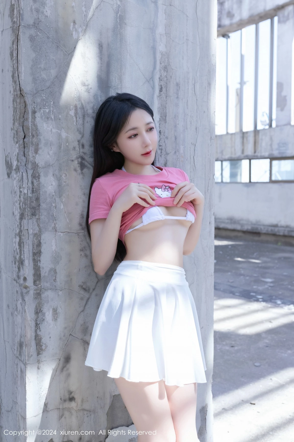 秀人集.com_[XiuRen秀人网]No.8457_模特鱼子酱Fish粉色上衣配白色短裙露性感白色内衣完美诱惑写真80P