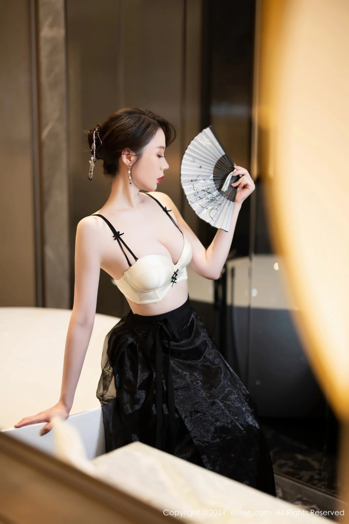 秀人集.com_[XiuRen秀人网]No.8465_模特梦心玥性感黑色长裙露浅黄色内衣秀高挑曼妙身姿诱惑写真82P